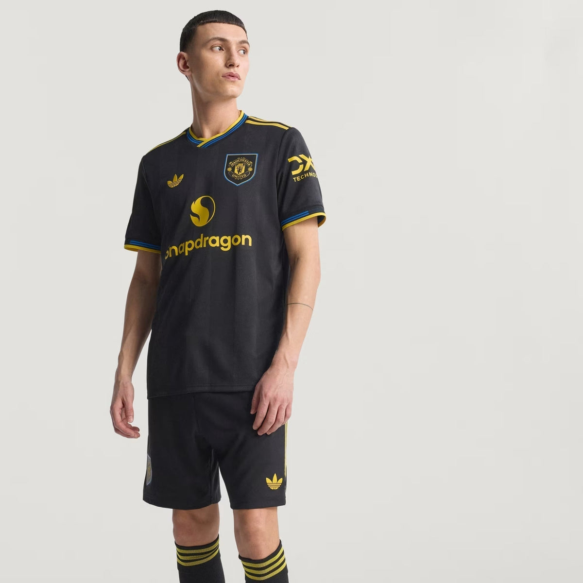 Camisa Adidas Manchester United 2025/26 III na TSN Sports