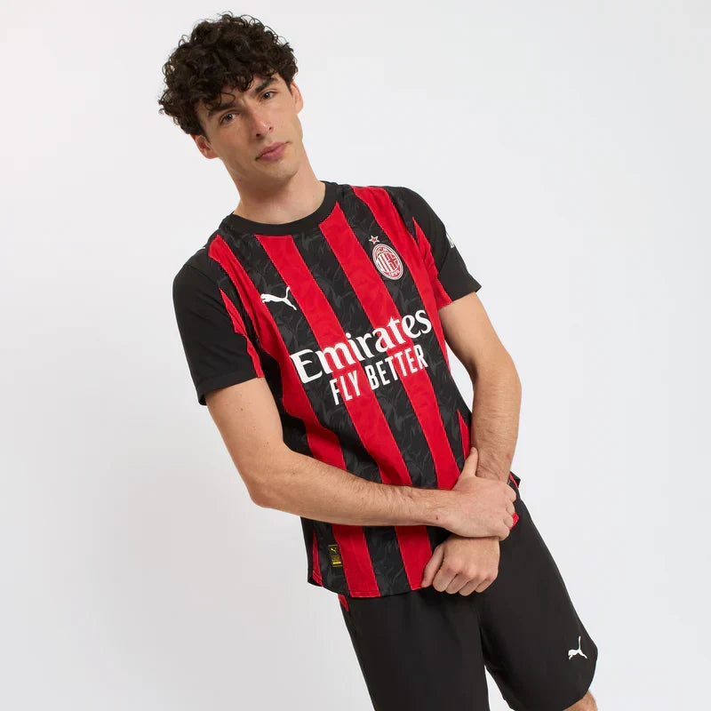Camisa Milan 2025/26 I na TSN Sports