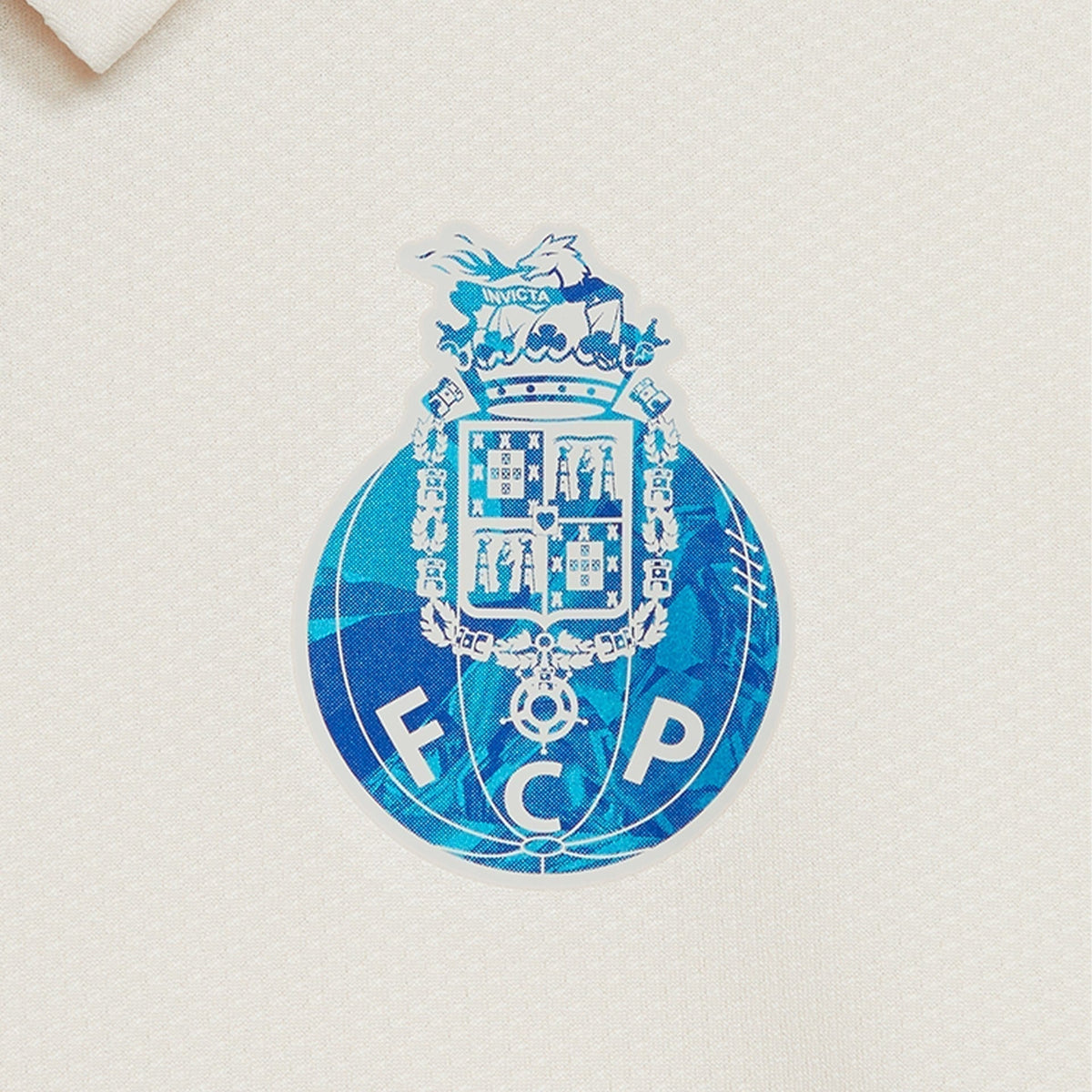 Camisa Porto 2025/26 III, detalhe do escudo