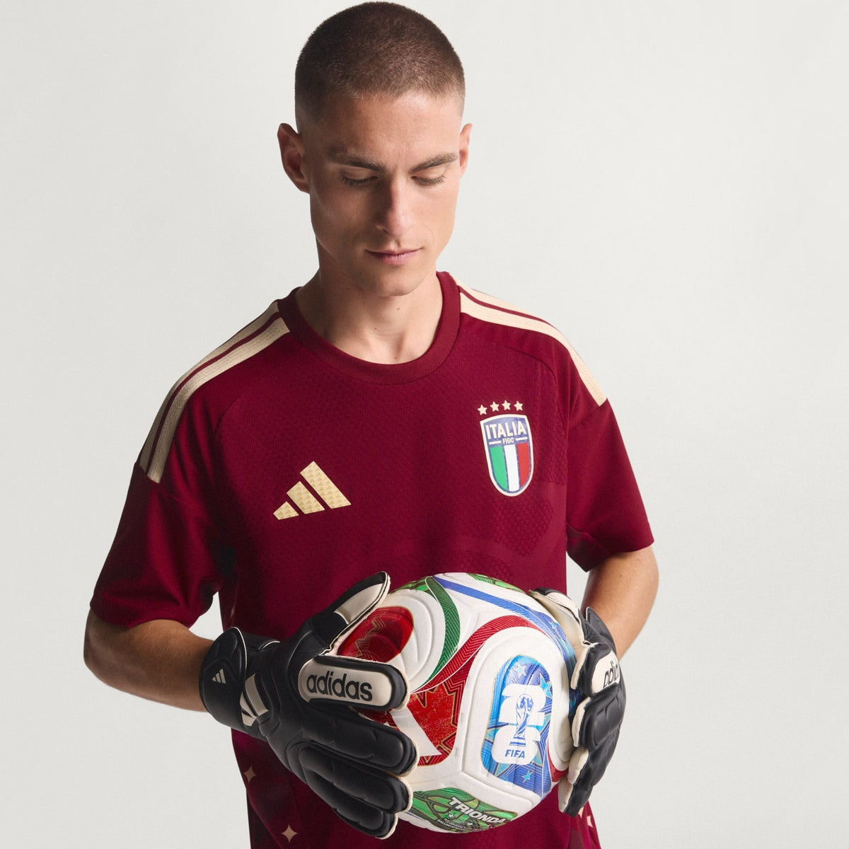 Camisa Goleiro Itália 2026/27 I Jogador na TSN Sports