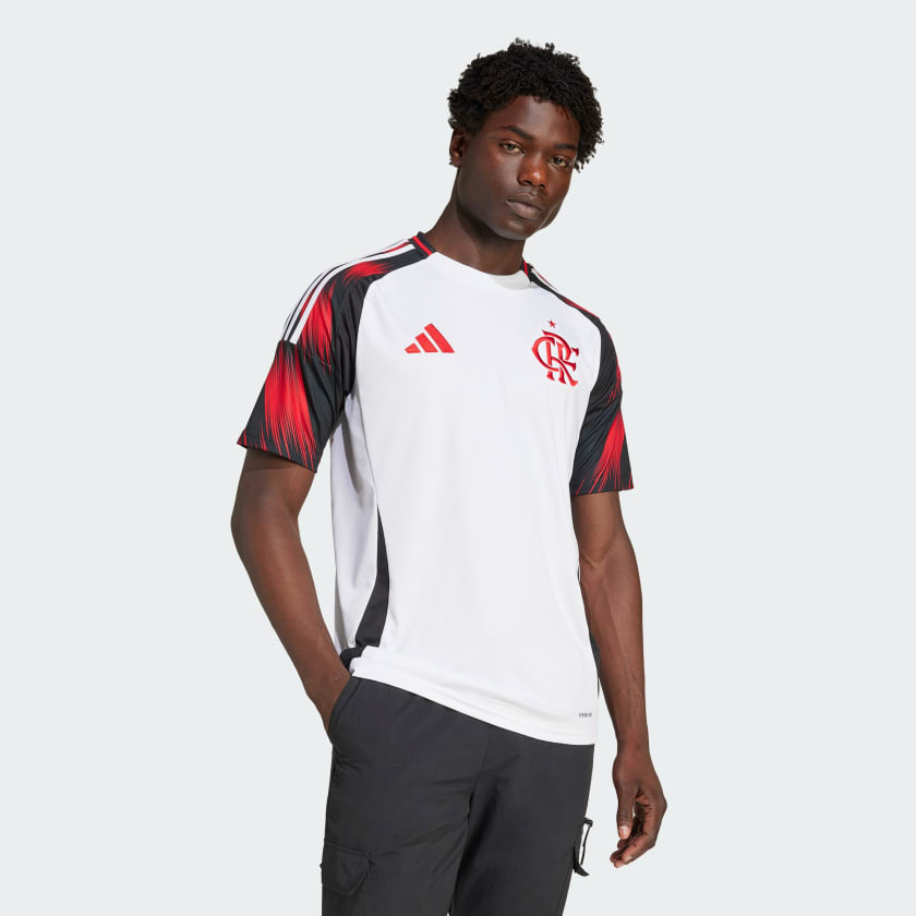 Camisa Adidas Flamengo 2025/26 II AYRTON LUCAS N° 6, detalhe da manga