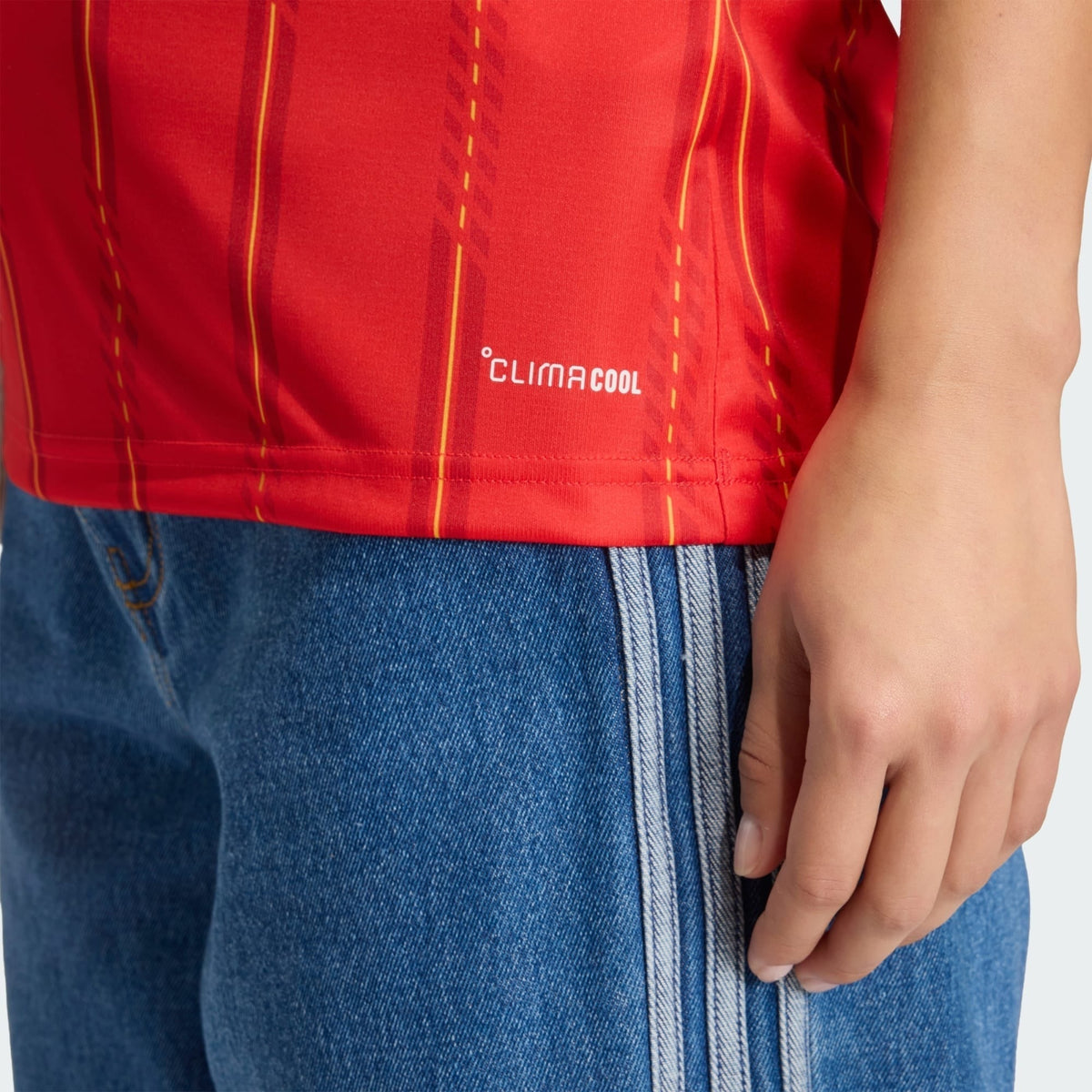 Camisa Feminina Espanha 2026/27 I, detalhe da gola