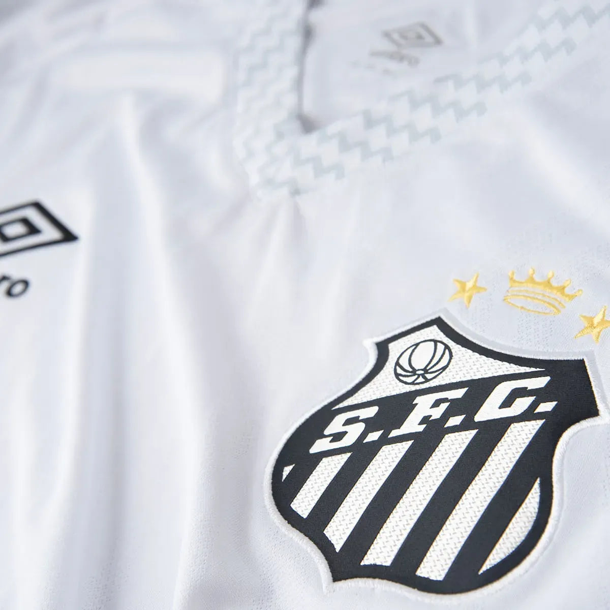 Camisa Feminina Umbro Santos 2025/26 I na TSN Sports