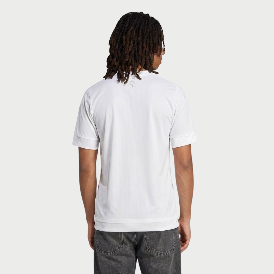 Camisa Retrô Real Madrid 2015/16 I, vista de frente