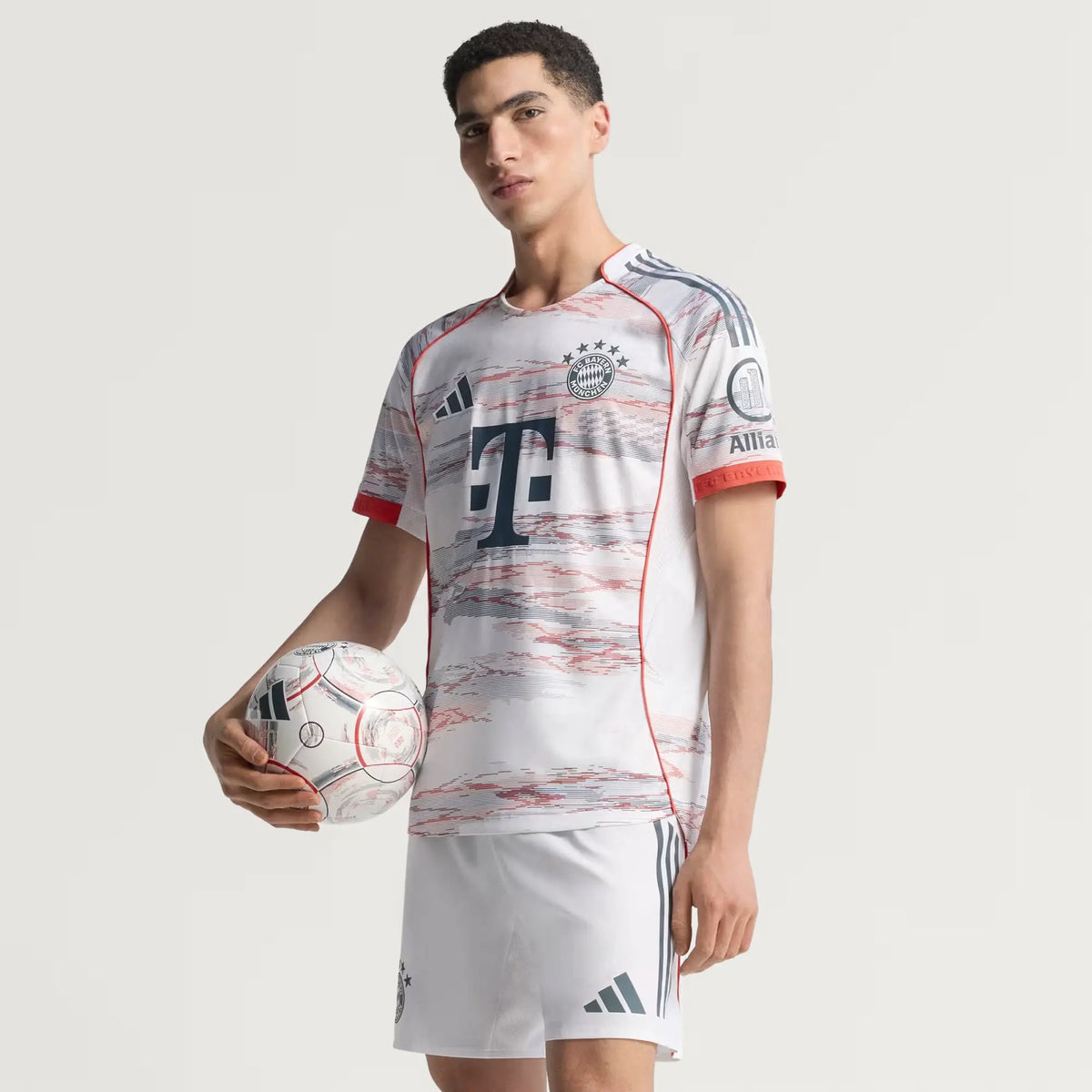 Camisa Adidas Bayern de Munique 2025/26 II Authentic, vista de costas