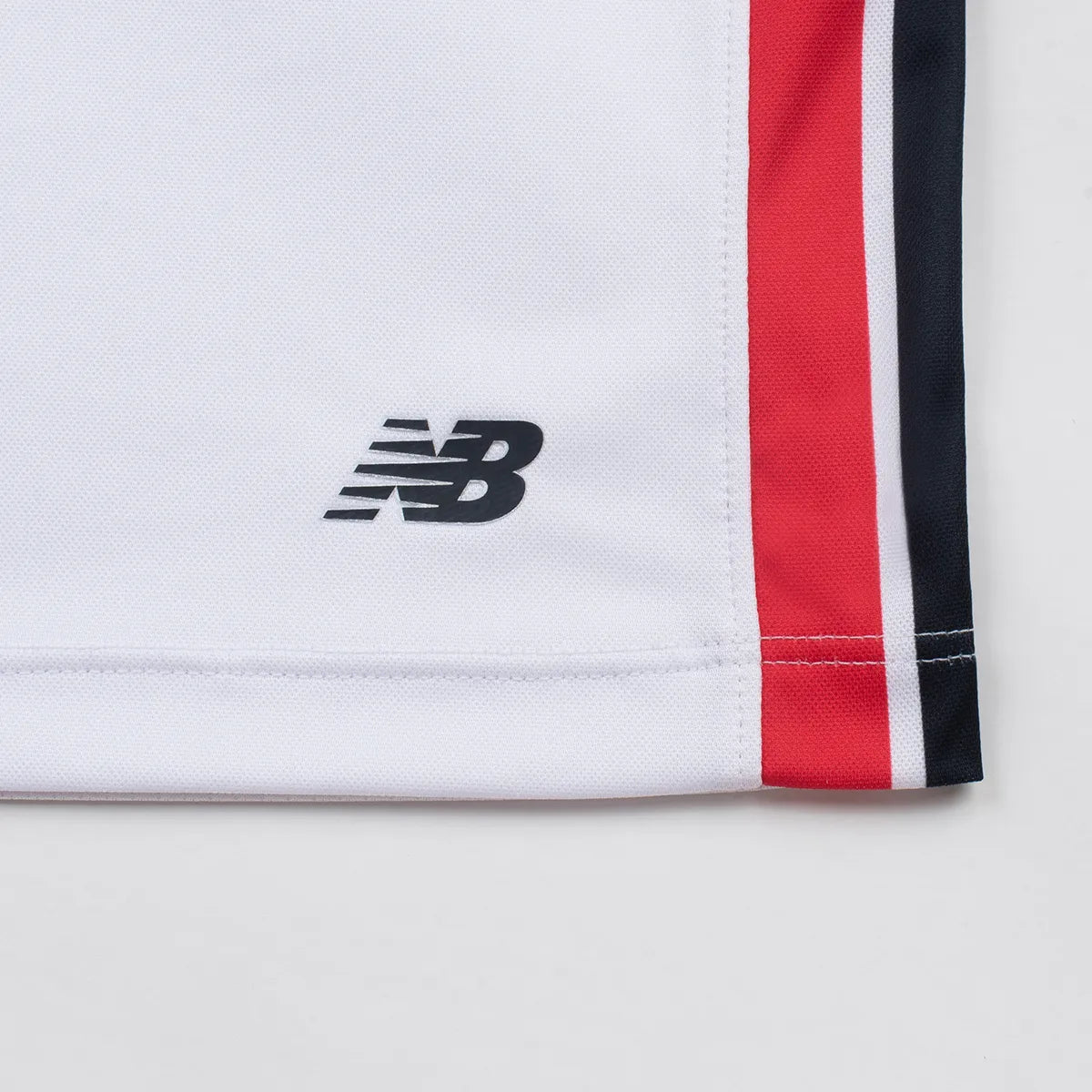Conjunto Infantil São Paulo 2026/27 I, detalhe da manga