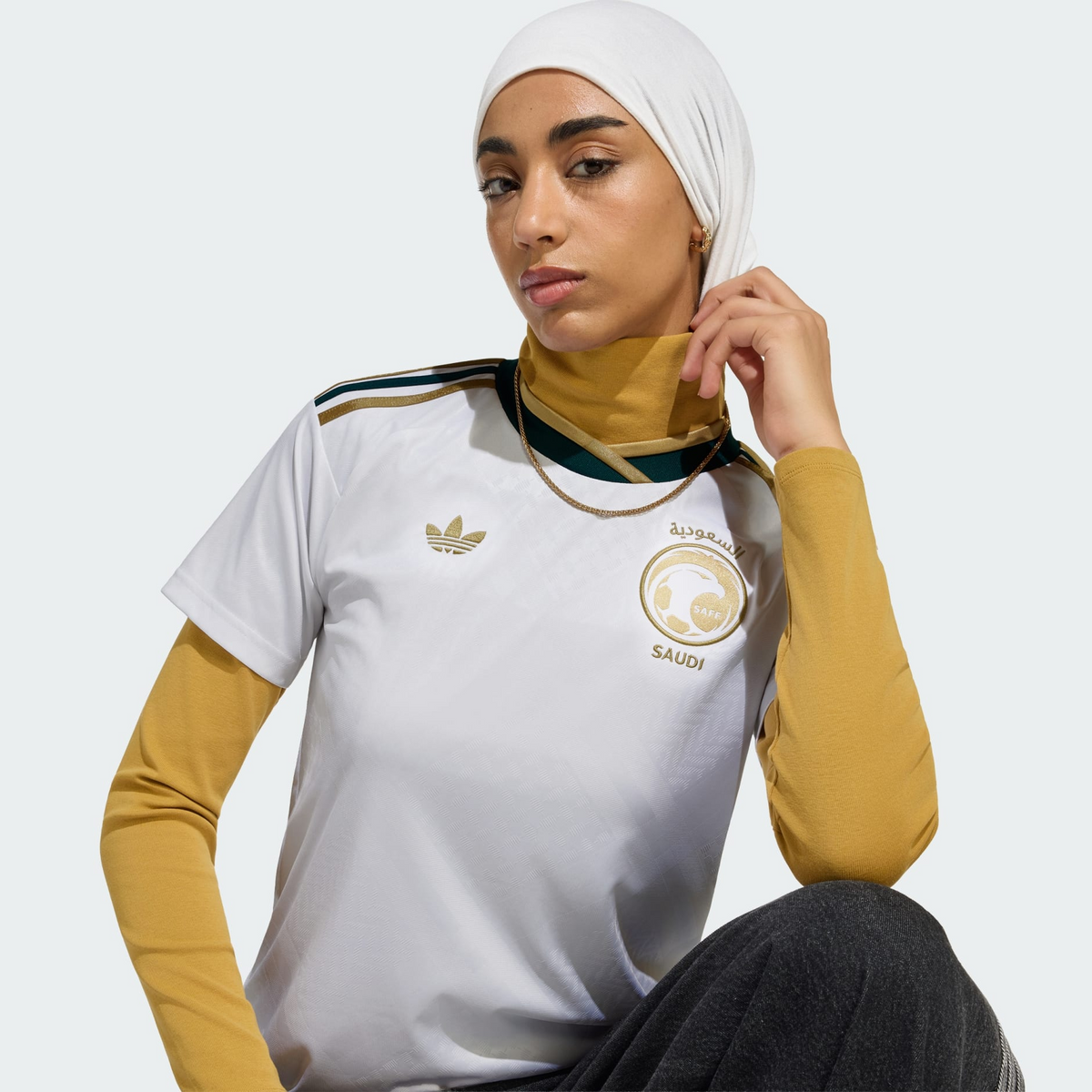 Camisa Feminina Arábia Saudita 2026/27 II, vista de costas