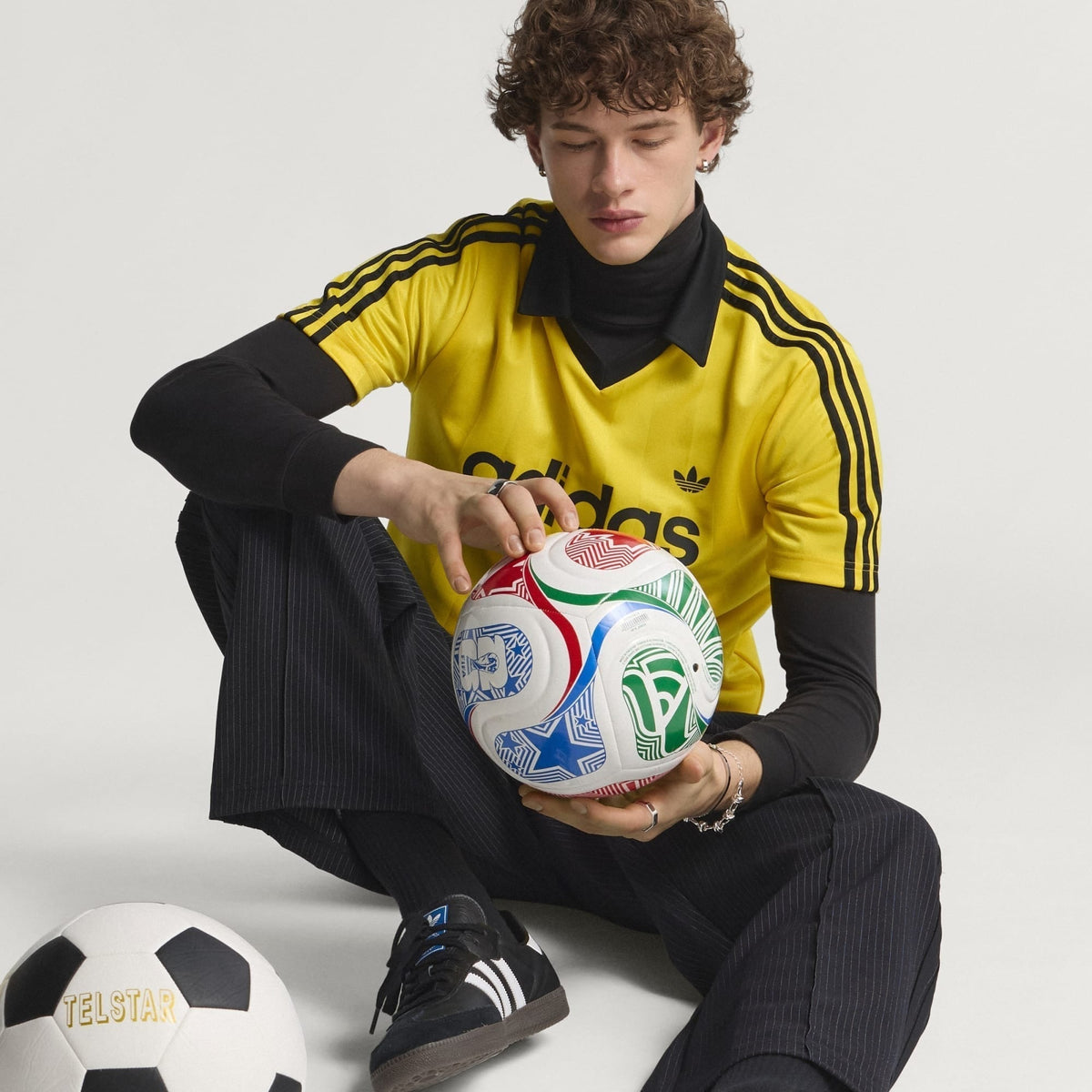 Kit Bolas Copa do Mundo FIFA Historical Club, vista de costas
