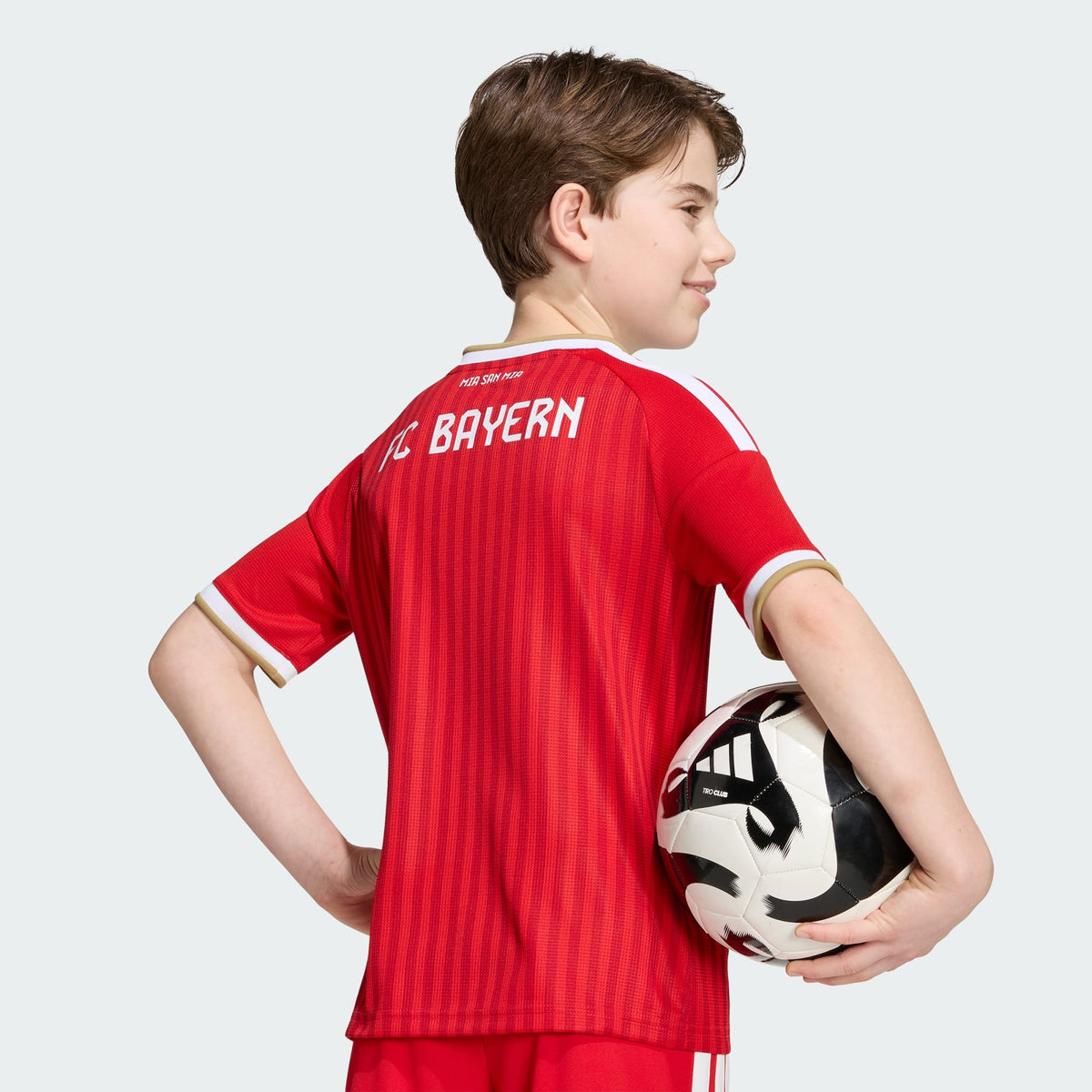 Conjunto Infantil Adidas Bayern de Munique 2026/27 I - 9