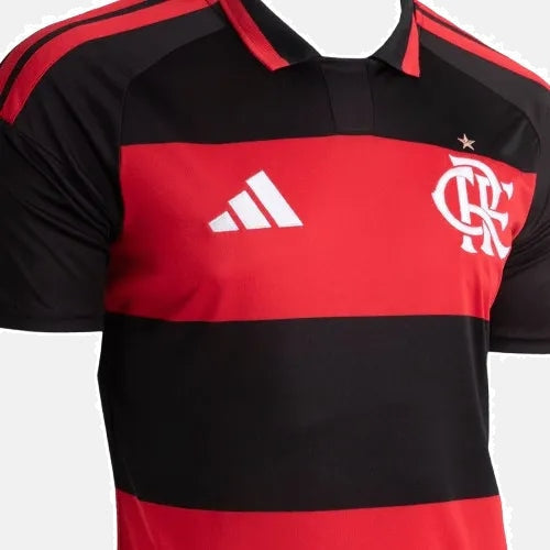 Camisa Flamengo I 2026/27, detalhe do escudo