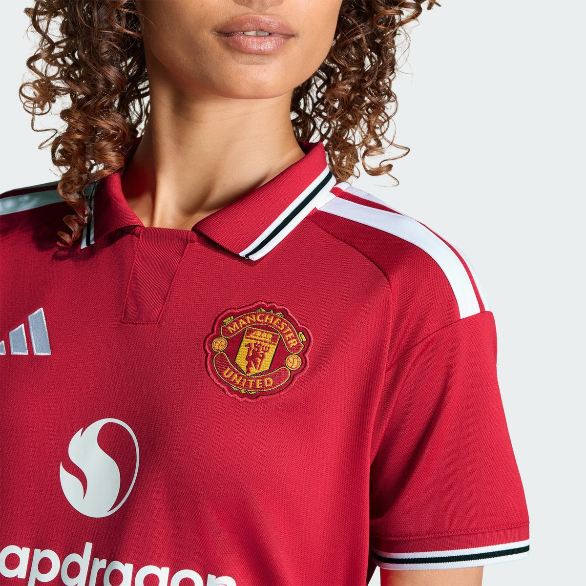 Camisa Feminina Adidas Manchester United 2026/27 I - 6