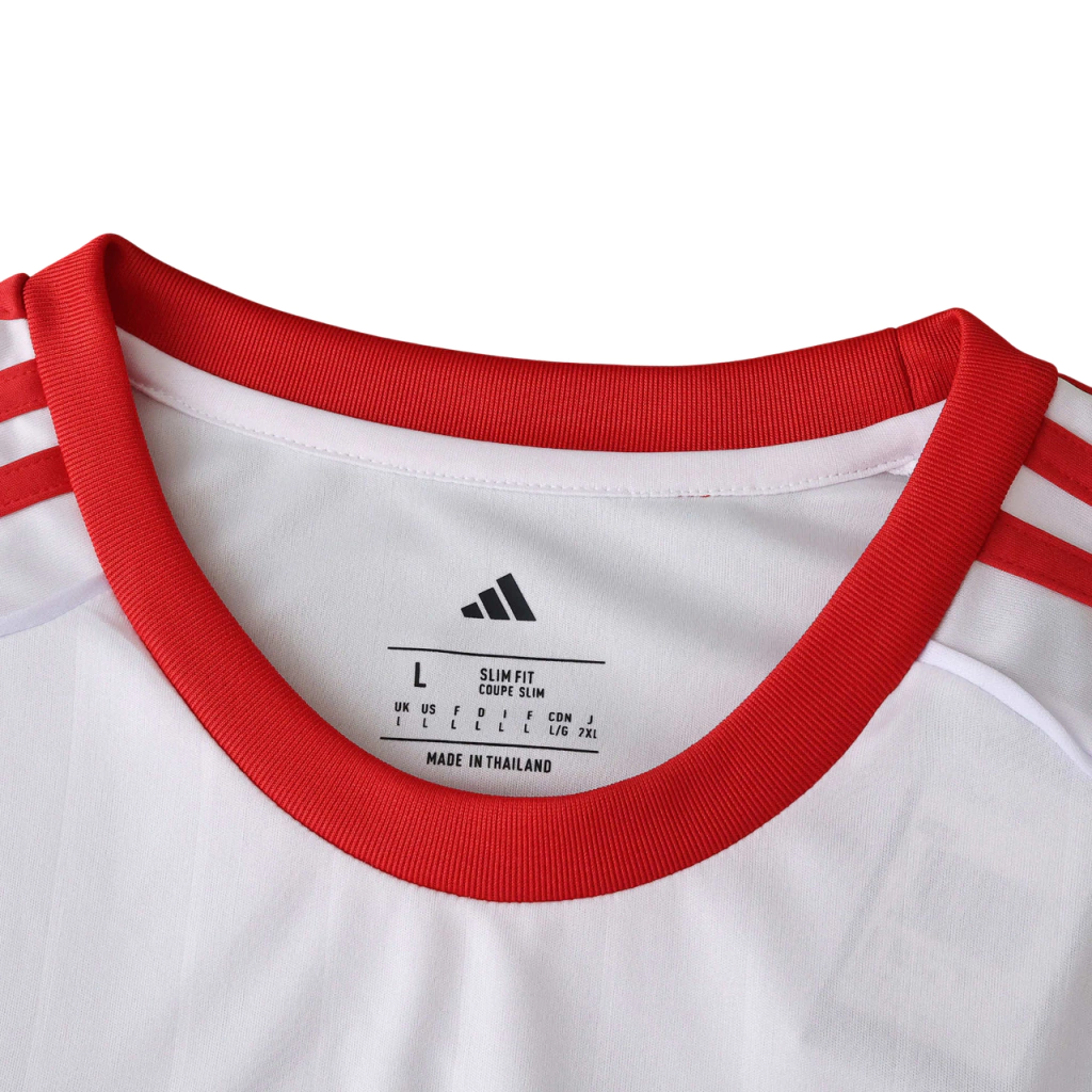 Camisa Sevilla 2025/26 I, detalhe da gola