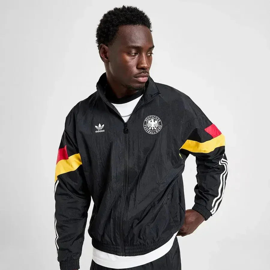 Jaqueta Corta-Vento Adidas Originals Alemanha, vista de frente