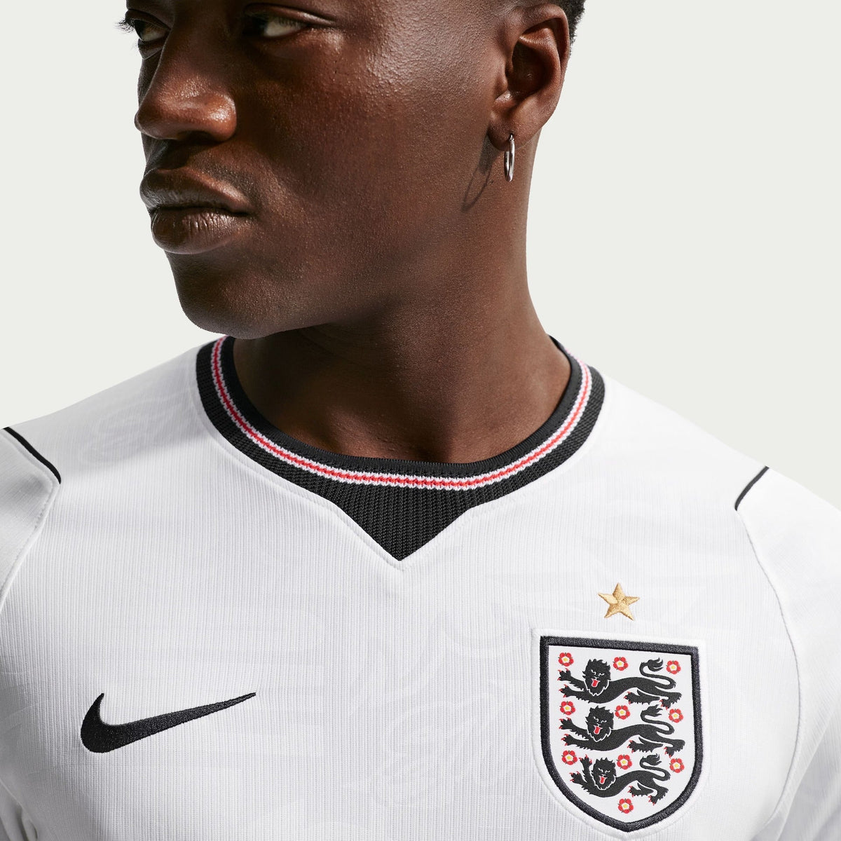 Camisa Inglaterra 2026/27 II, vista de costas
