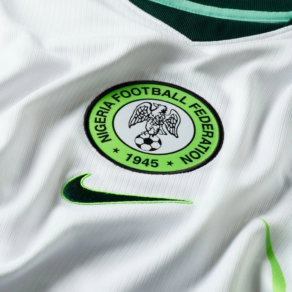 Camisa Nigéria 2026/27 II, detalhe da gola