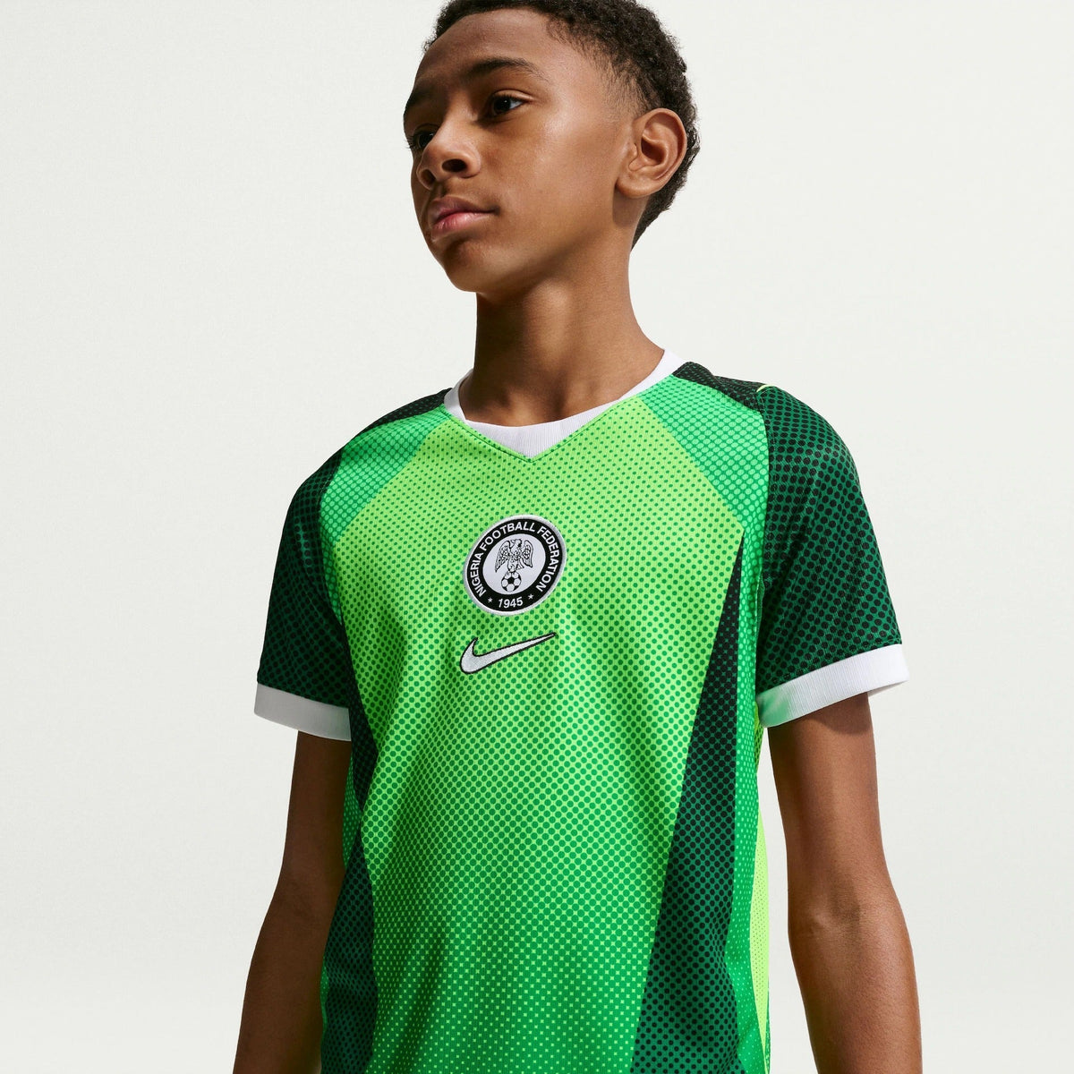 Conjunto Infantil Nigéria 2026/27 I Kit, vista de costas