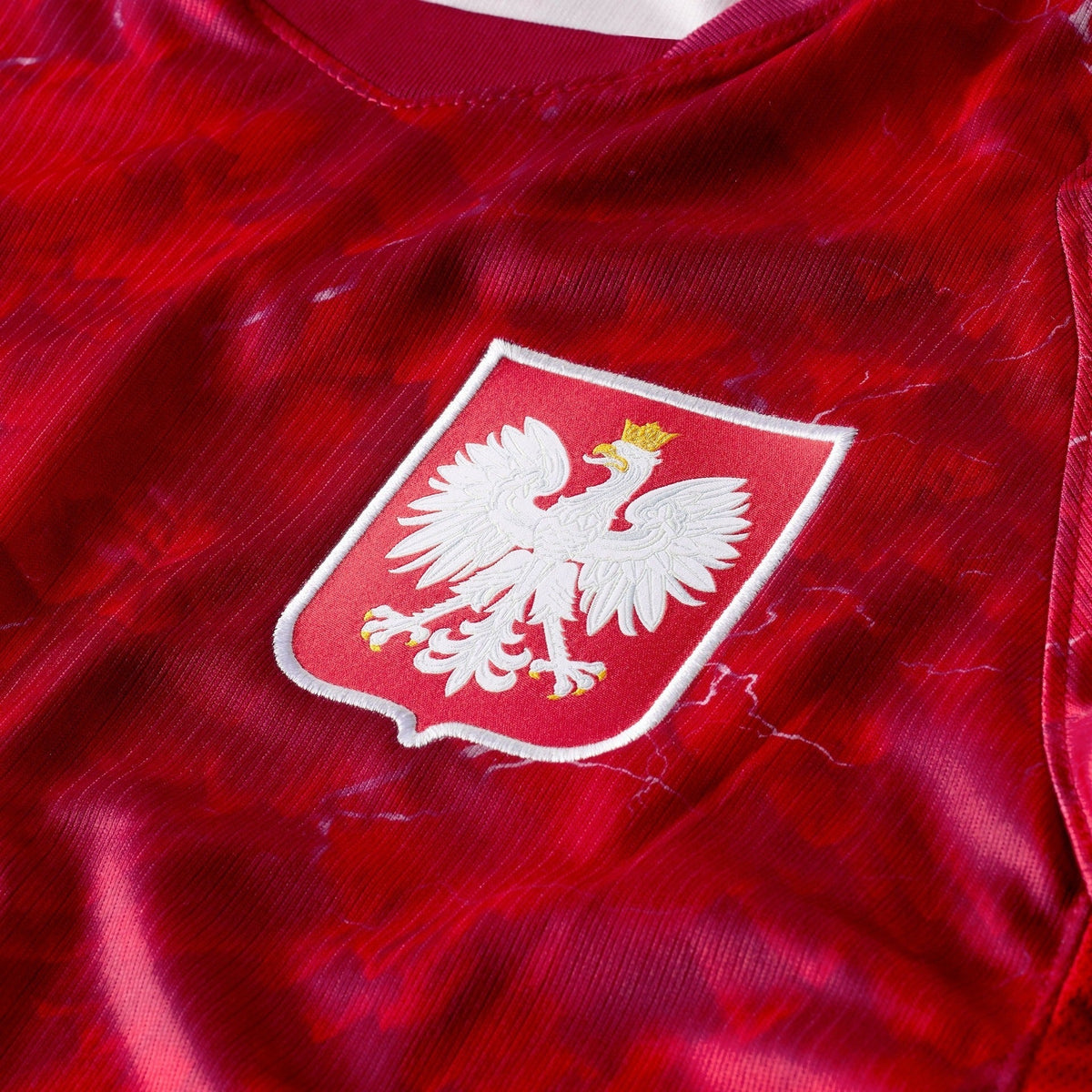 Camisa Polônia 2026/27 II, detalhe do tecido