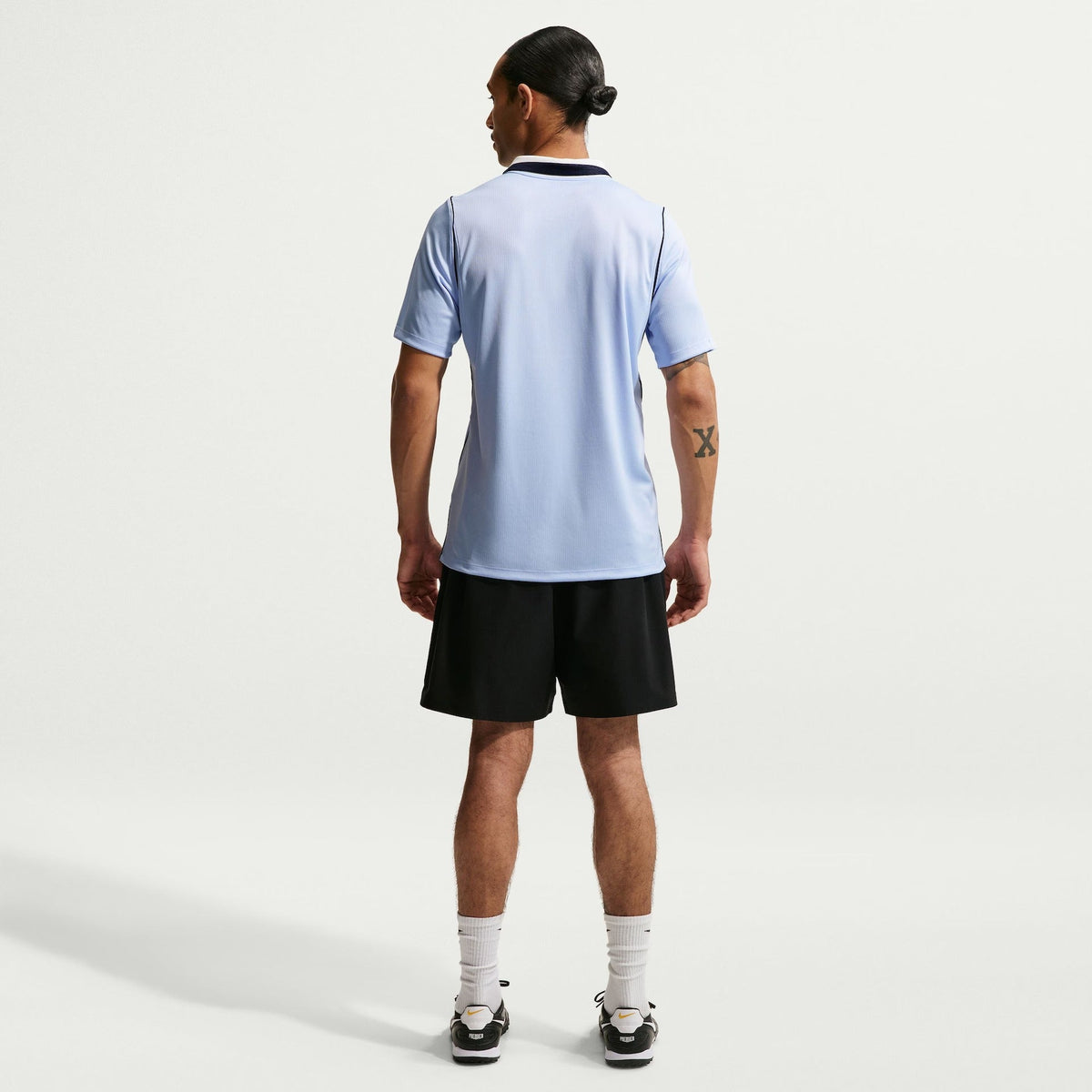 Camisa Uruguai 2026/27 I, detalhe da gola