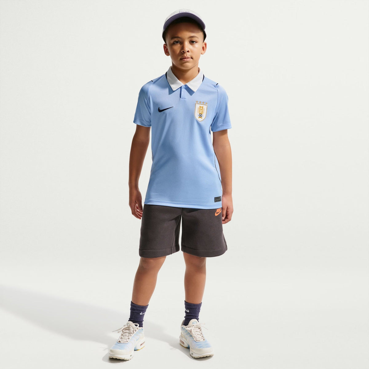 Conjunto Infantil Uruguai 2026/27 I Kit, etiqueta interna