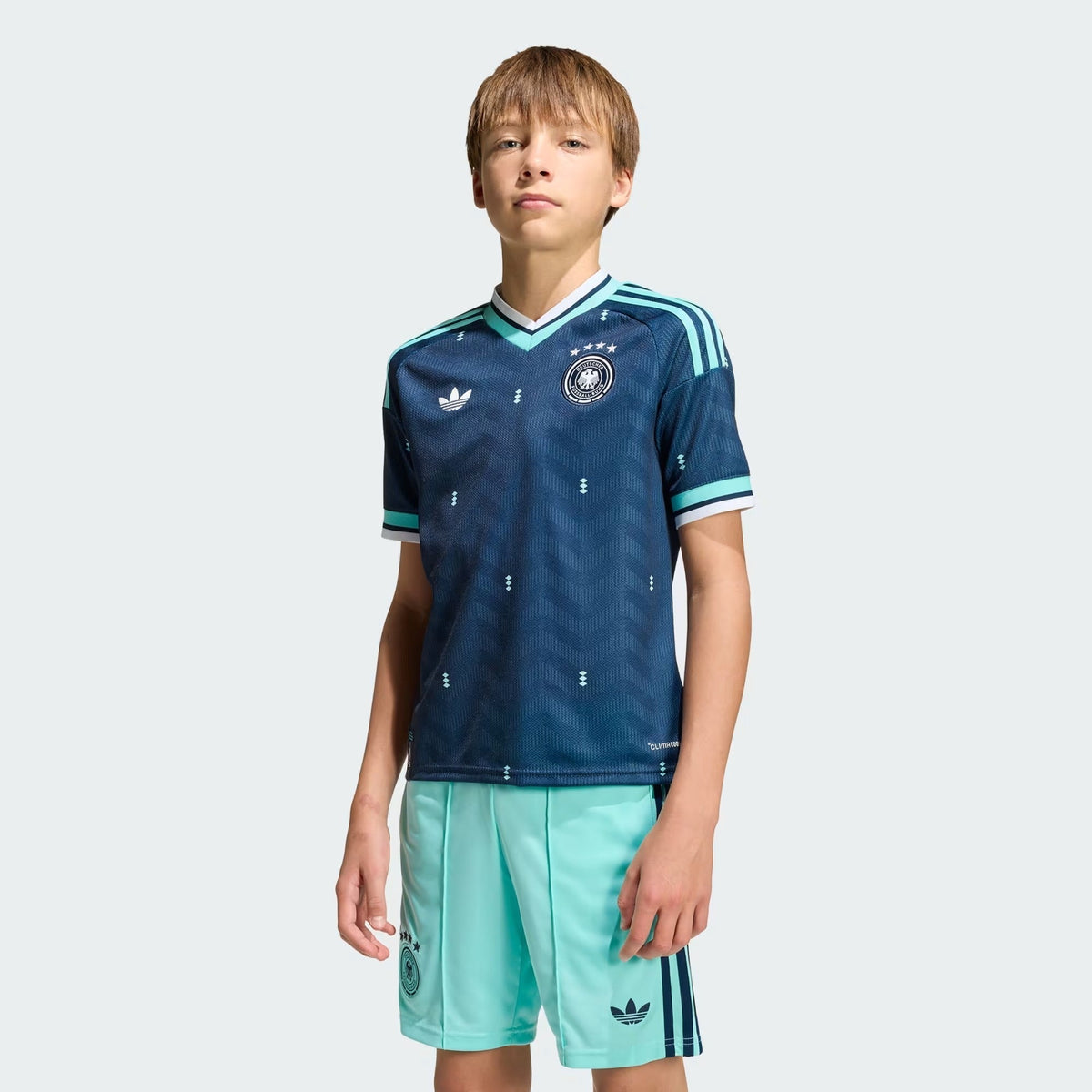 Conjunto Infantil Alemanha 2026/27 II Kit, vista de costas