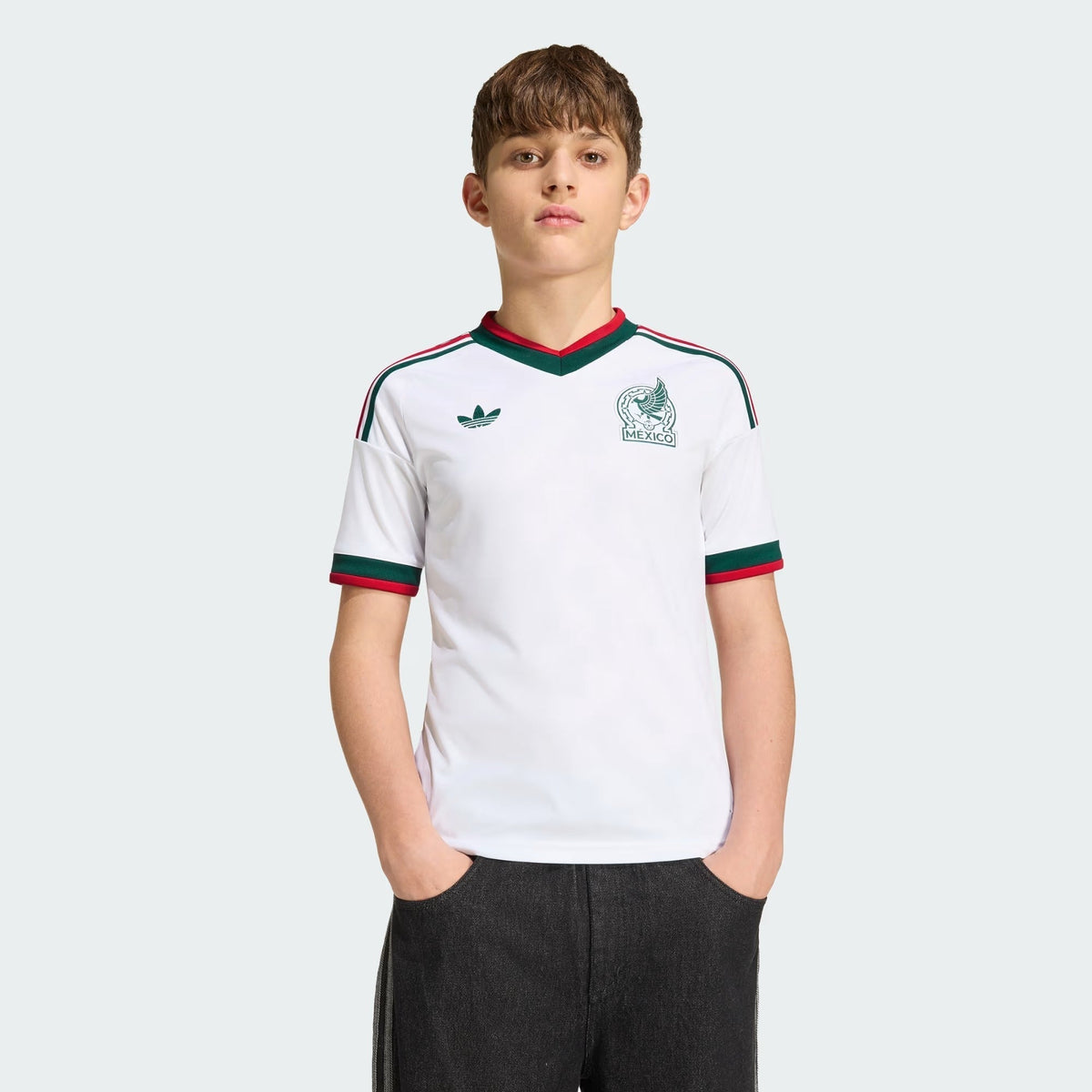 Conjunto Infantil México 2026/27 II Kit, detalhe da gola