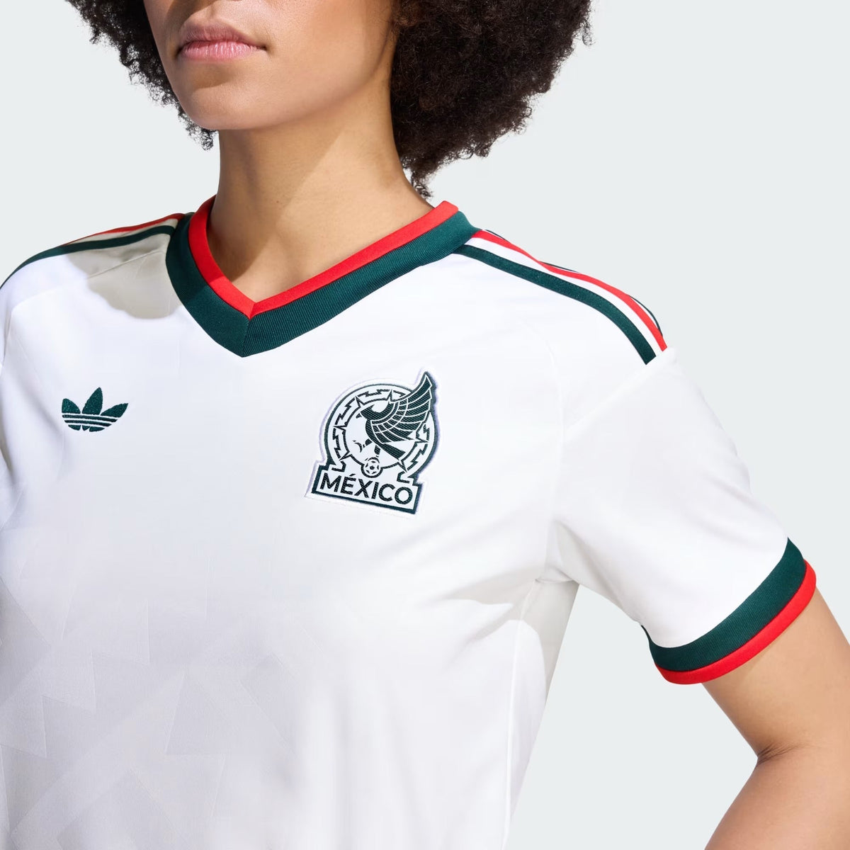 Camisa Feminina México 2026/27 II, detalhe do escudo
