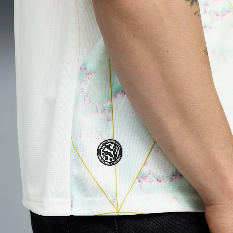 Camisa Áustria 2026/27 II, detalhe do escudo