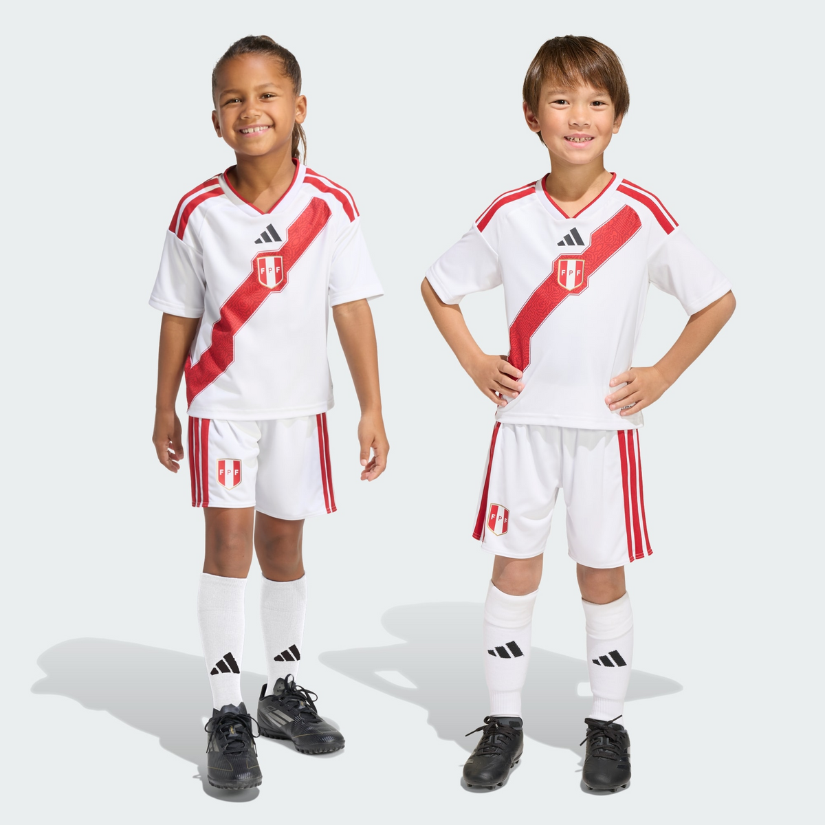 Conjunto Infantil Peru 2026/27 I Kit na TSN Sports