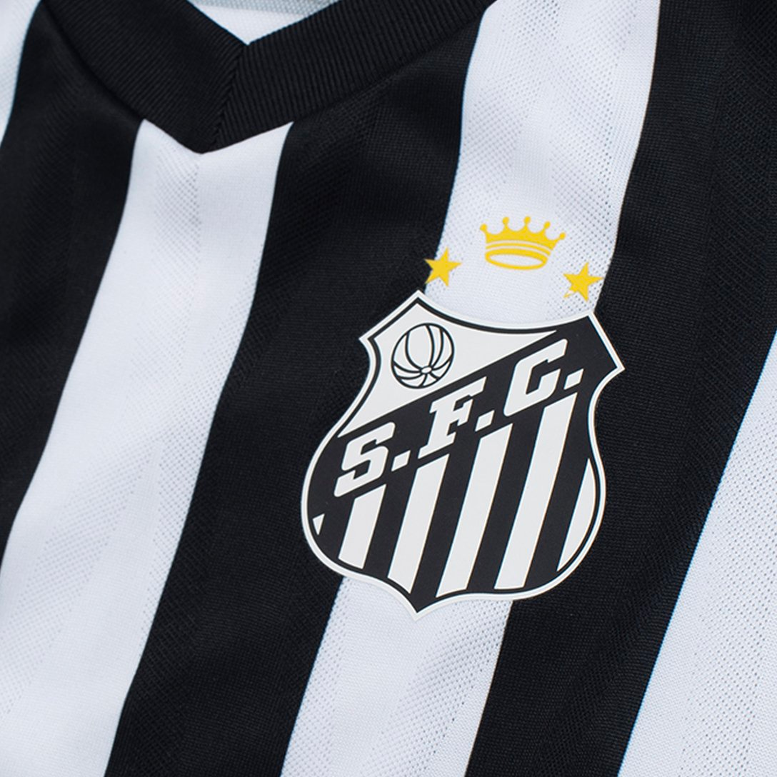 Conjunto Infantil Santos 2026/27 II, vista de costas