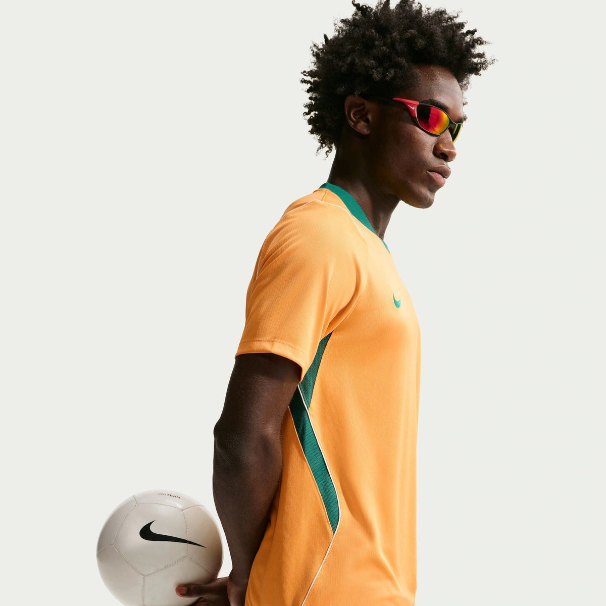 Camisa Austrália 2026/27 I, detalhe do escudo