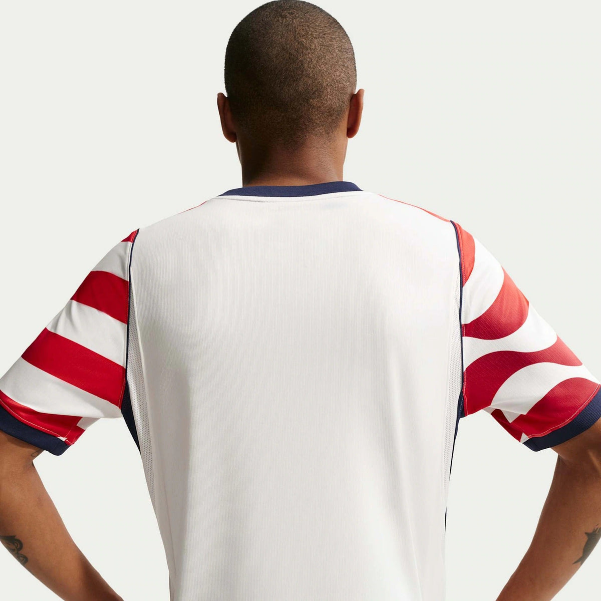 Camisa Estados Unidos 2026/27 I, detalhe do escudo