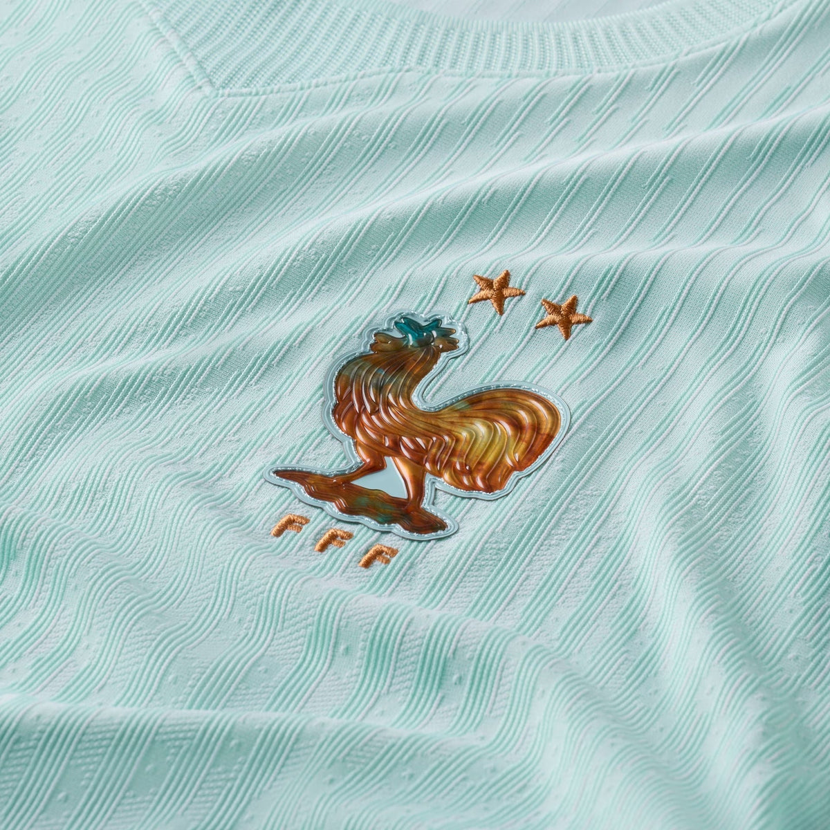 Camisa França 2026/27 I Jogador, detalhe do escudo
