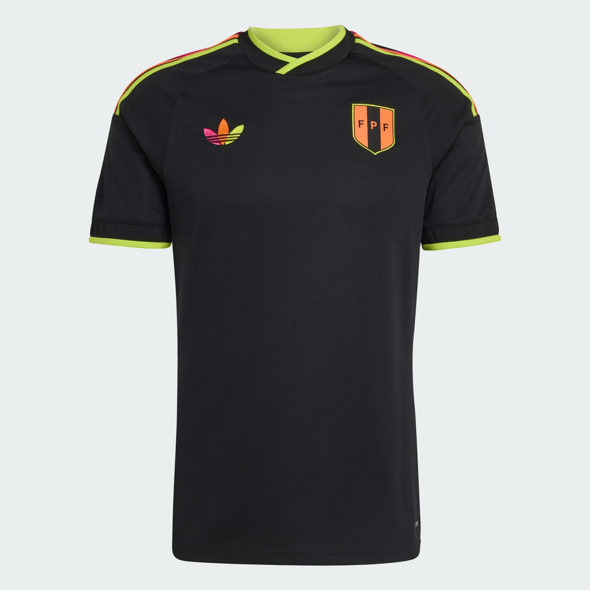 Camisa Adidas Peru 2026/27 II, detalhe do escudo
