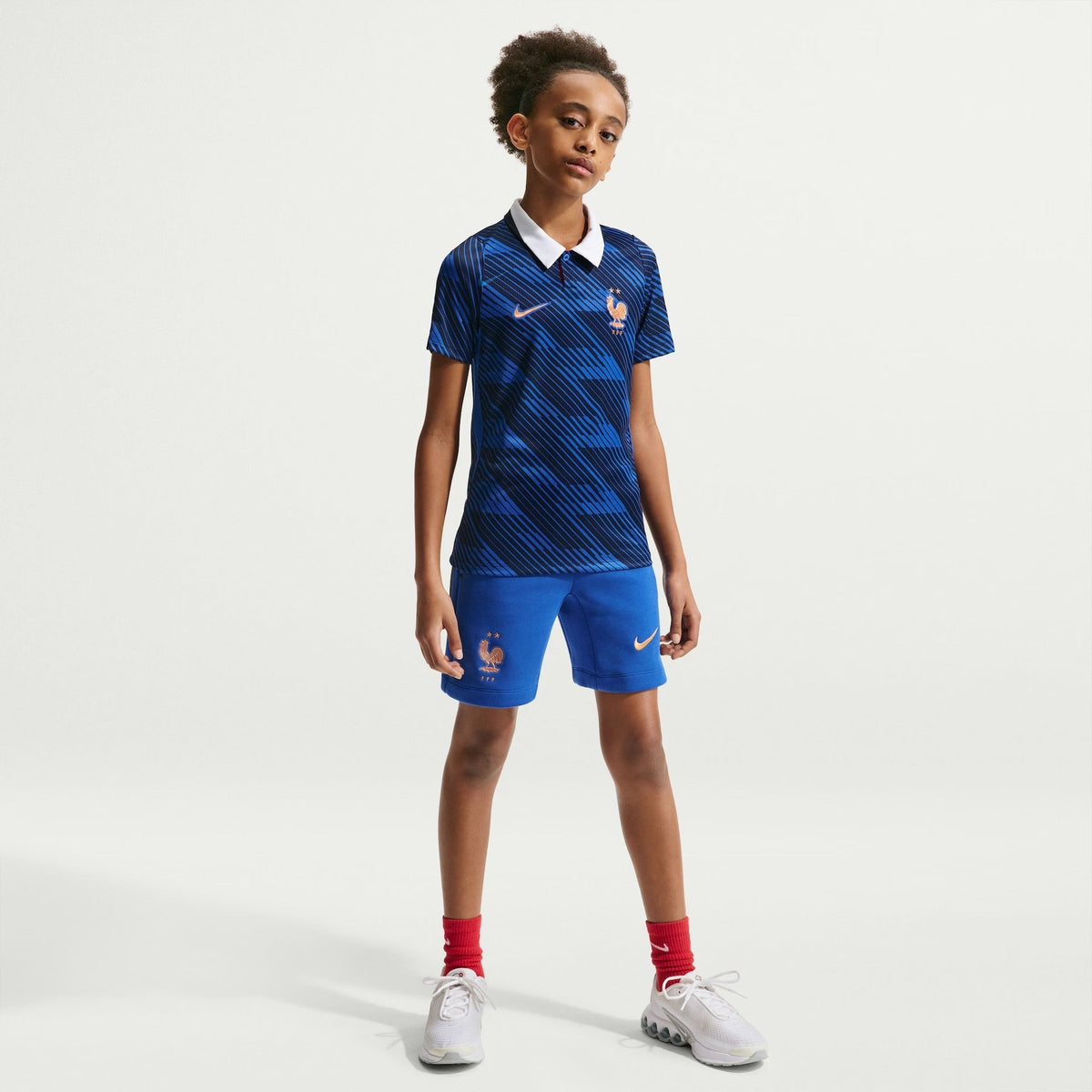 Conjunto Infantil França 2026/27 I Kit, detalhe da gola