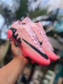 Chuteira de campo Nike Rosa