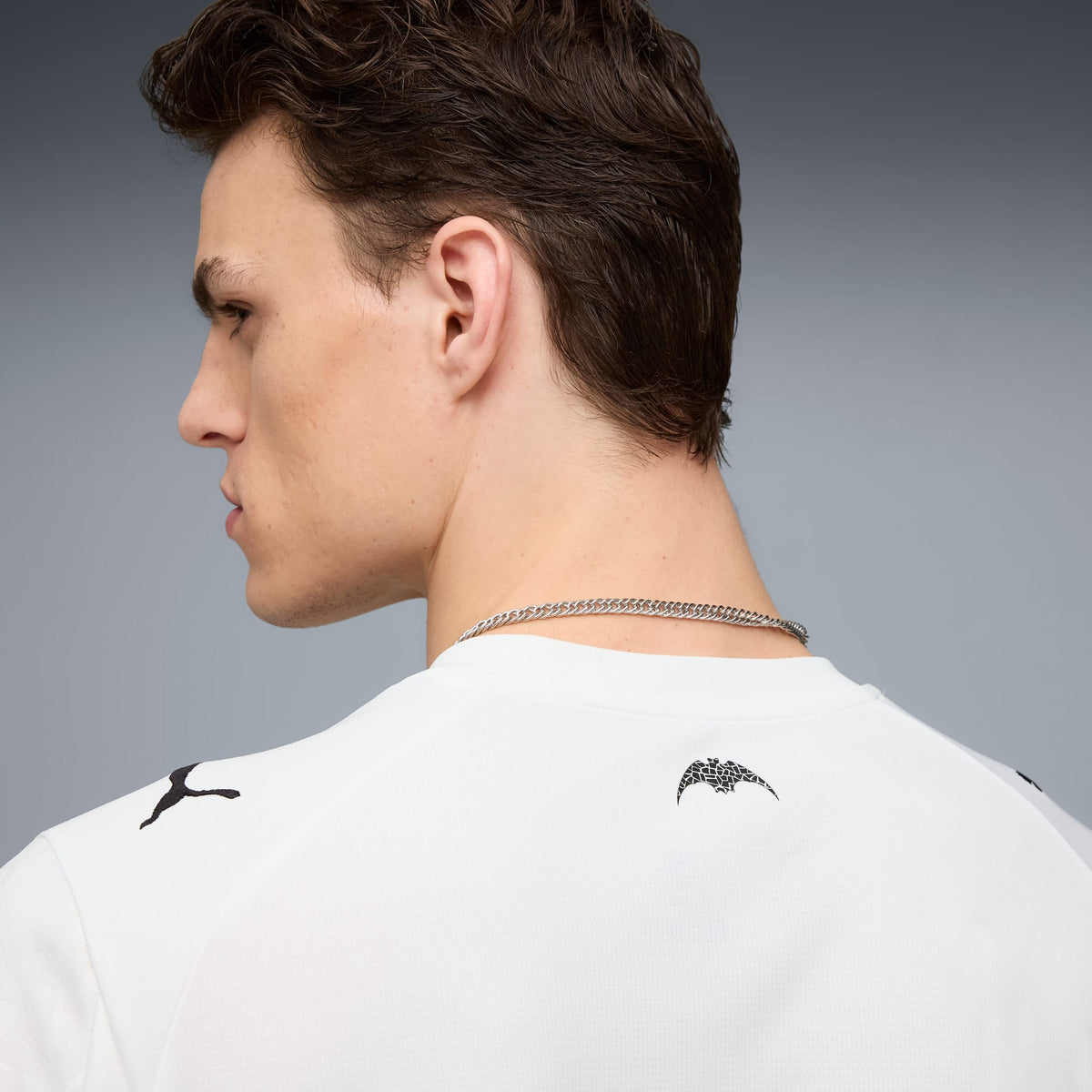 Camisa Puma Valencia 2025/26 I, vista de costas