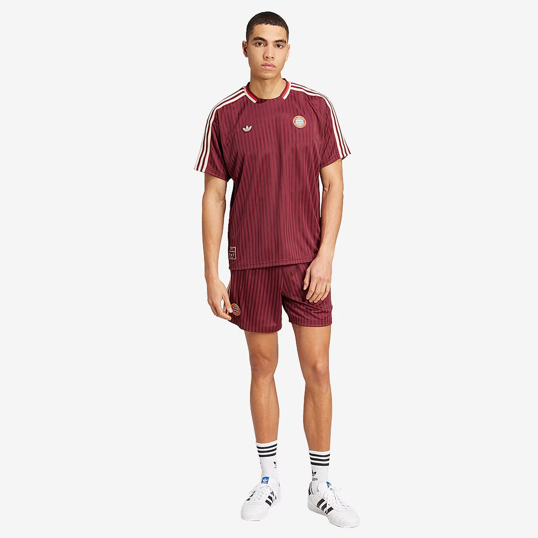 Camisa adidas Originals Bayern de Munique 2025/26 Terrace Icon na TSN Sports