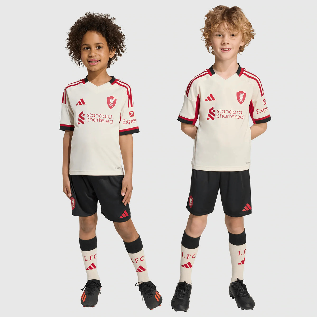 Conjunto Infantil adidas Liverpool 2025/26 II na TSN Sports
