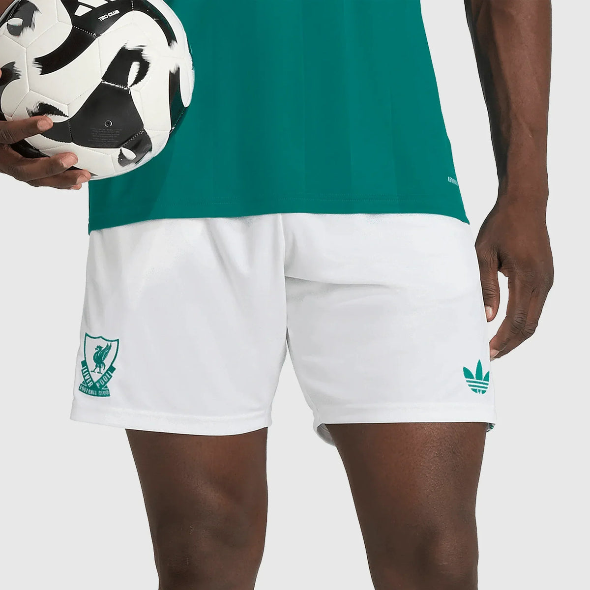 Shorts Adidas Liverpool 2025/26 III na TSN Sports