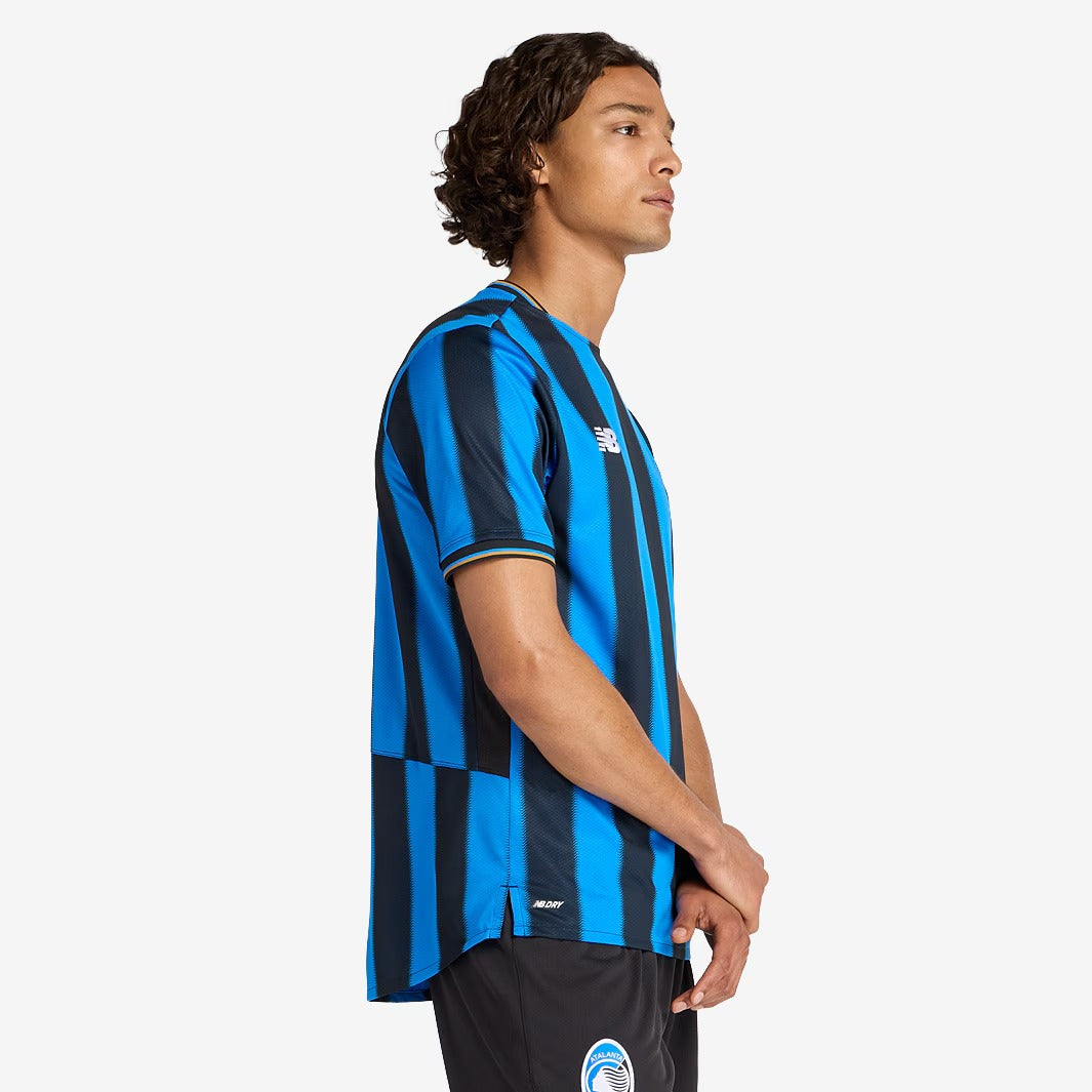 Camisa New Balance Atalanta 2025/26 I, vista de frente