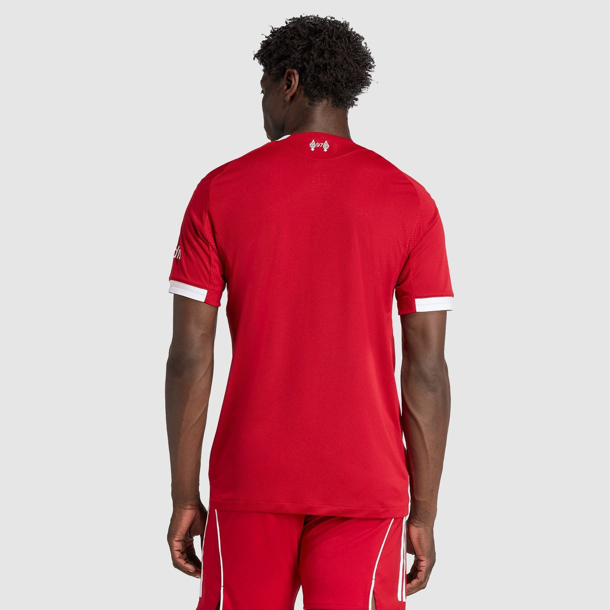 Camisa adidas Liverpool 2025/26 I Jogador, vista de costas