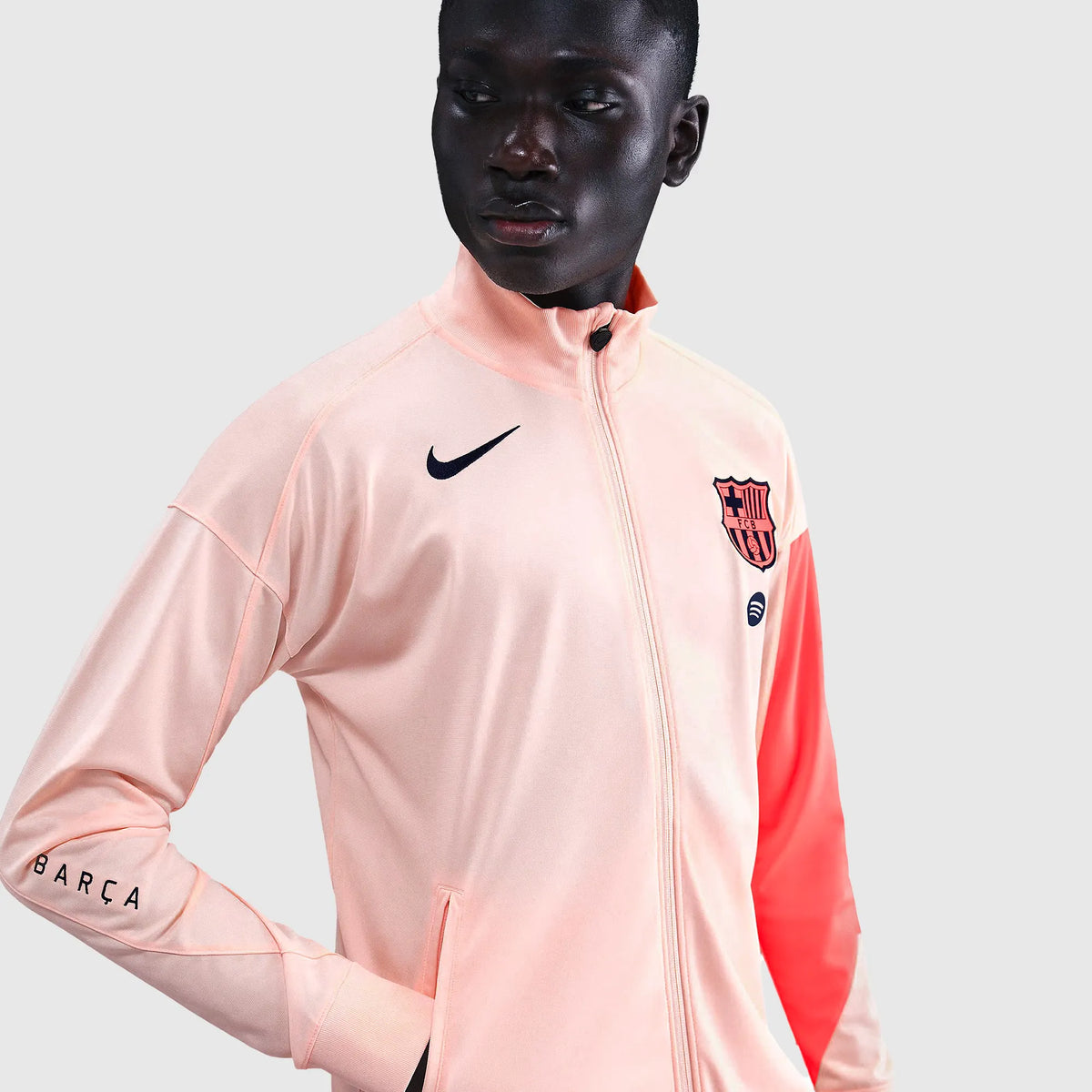Jaqueta Nike Barcelona 2025/26 Strike na TSN Sports