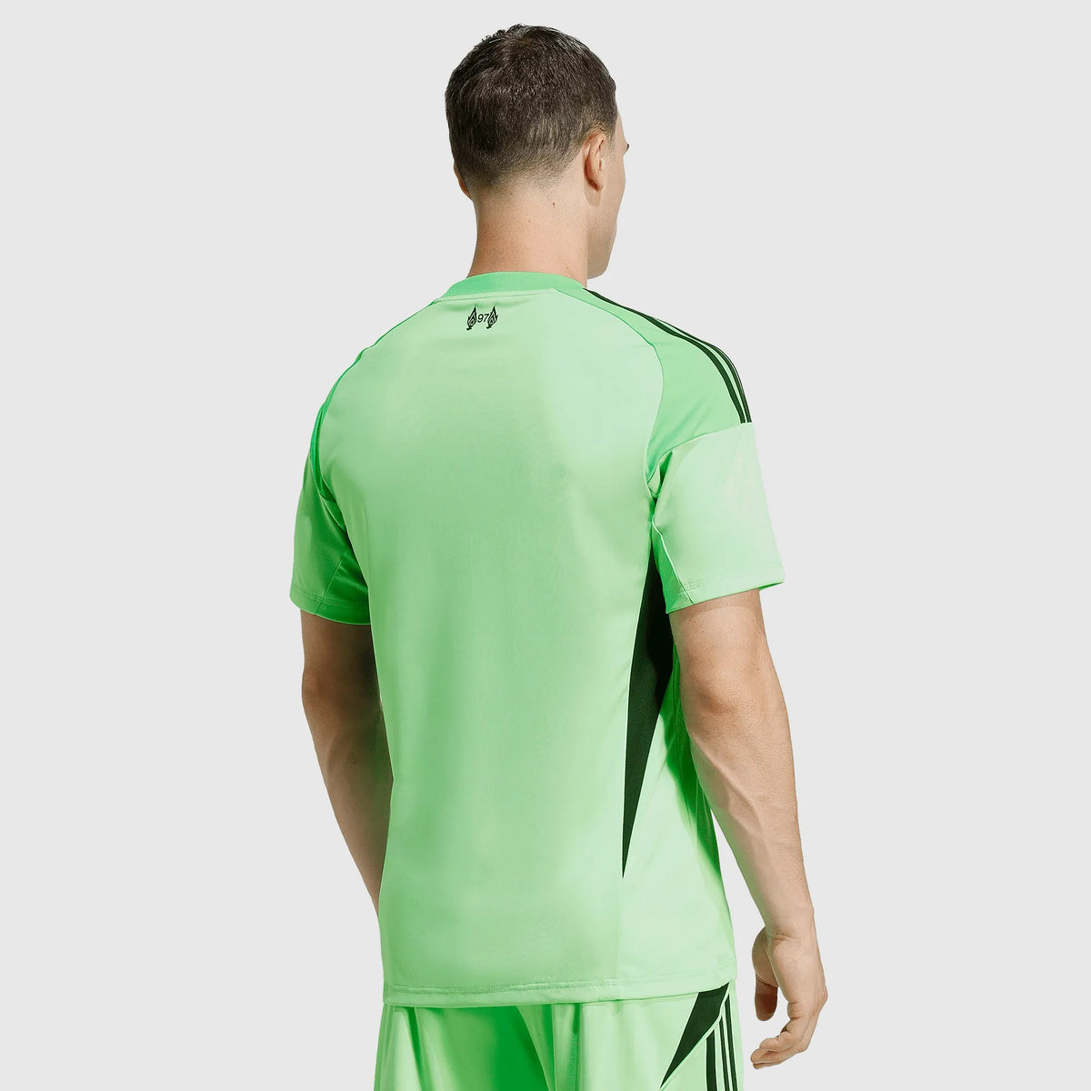 Camisa adidas Liverpool 2025/26 Goleiro I na TSN Sports
