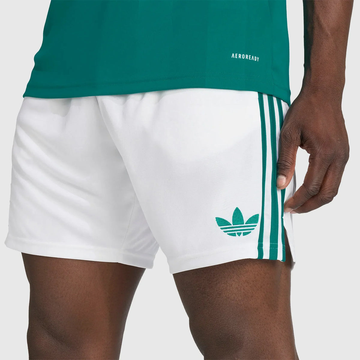 Shorts Adidas Liverpool 2025/26 III na TSN Sports