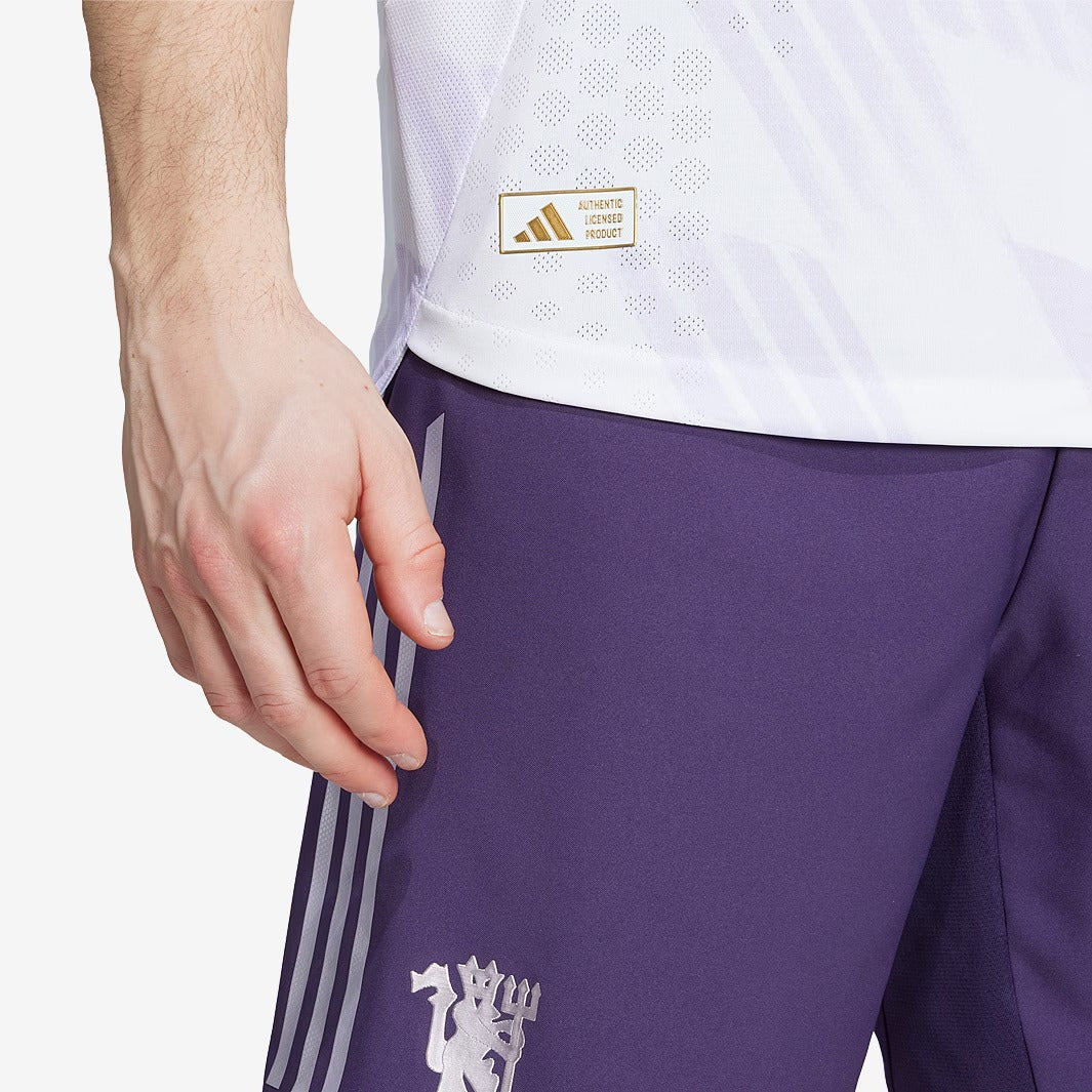 Camisa adidas Manchester United 2025/26 II Jogador na TSN Sports