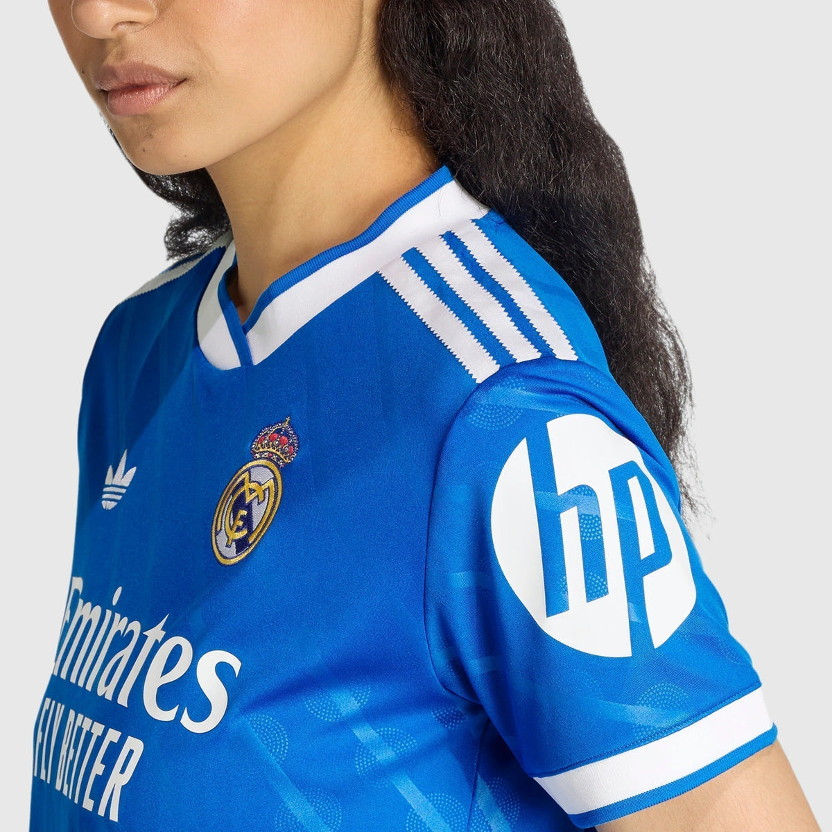 Camisa Feminina Adidas Real Madrid 2025/26 III, vista de costas