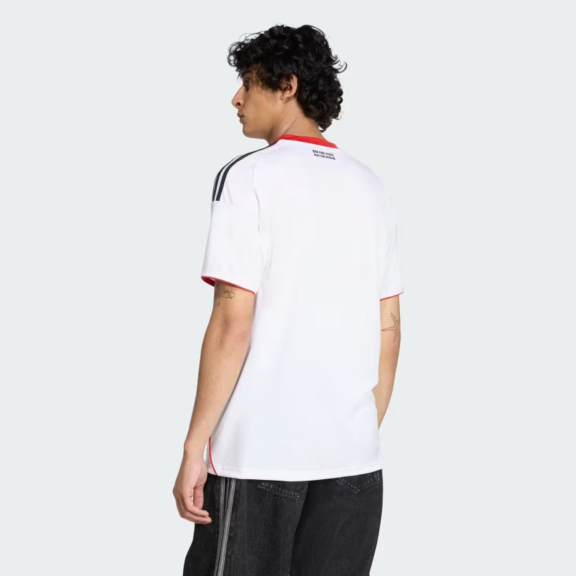 Camisa adidas Eintracht Frankfurt 2025/26 II na TSN Sports