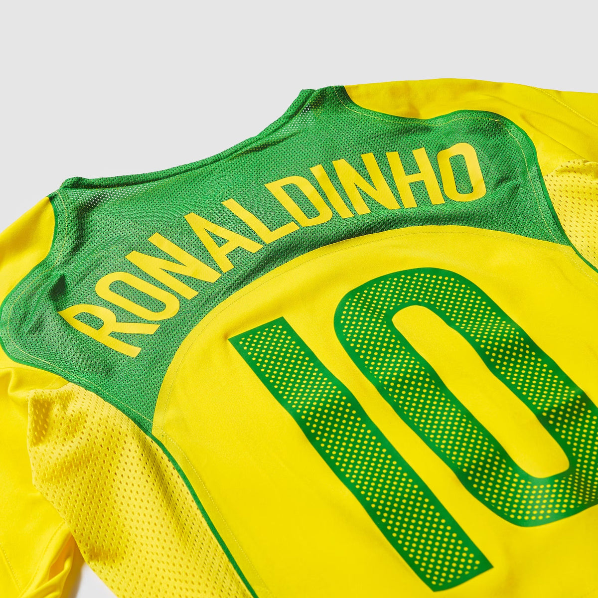 Camisa Nike Brasil Reedição Total 90 Ronaldinho Masculina na TSN Sports