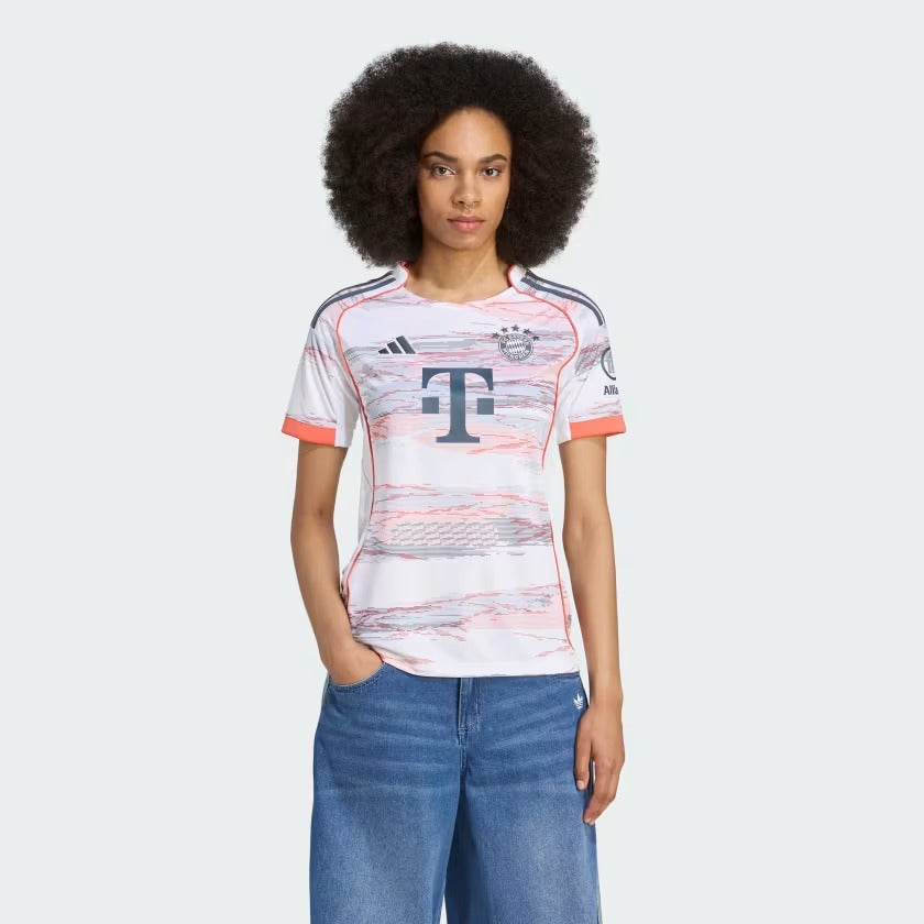 Camisa Feminina adidas Bayern de Munique 2025/26 II na TSN Sports