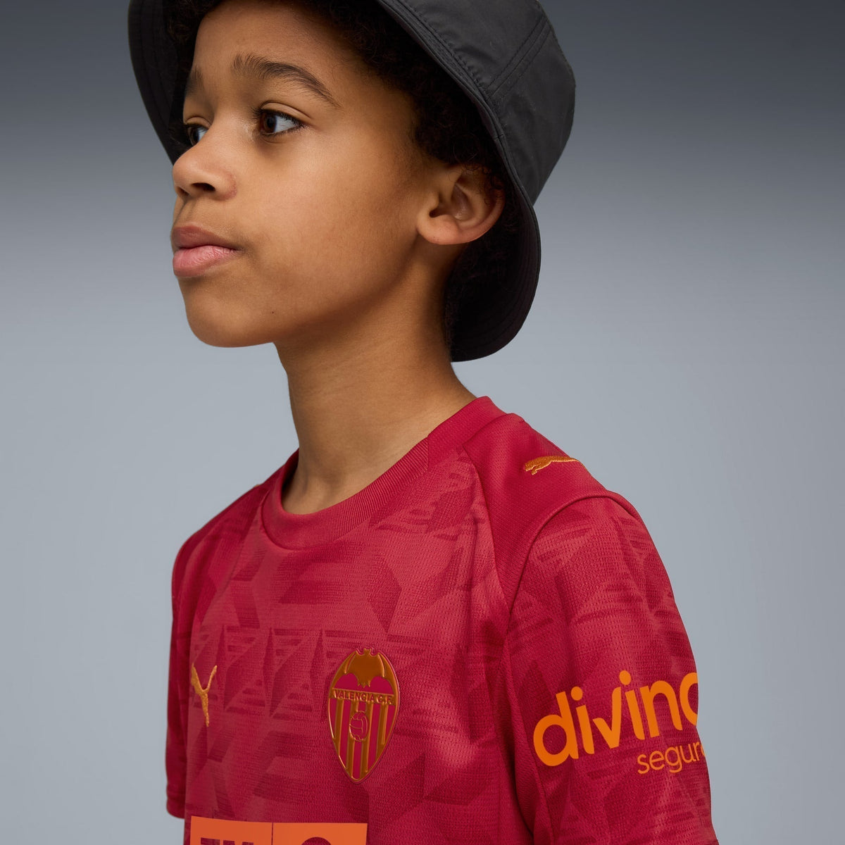 Conjunto Infantil Puma Valencia 2025/26 II, vista de frente